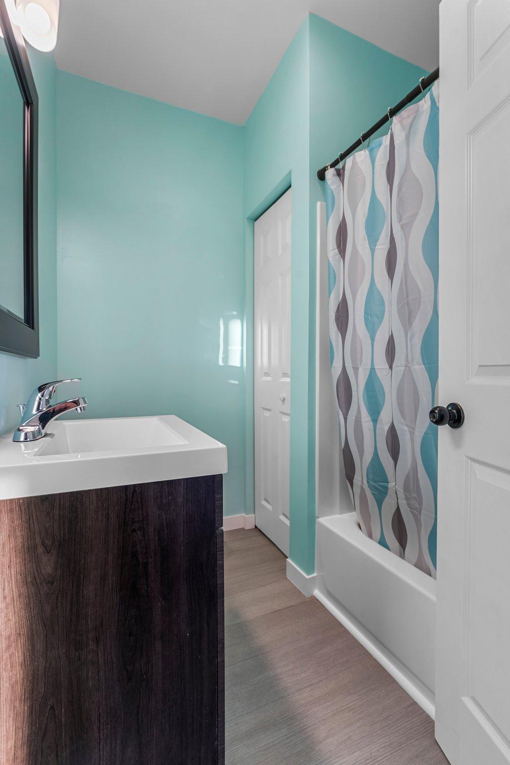 44040 Gladstone Avenue