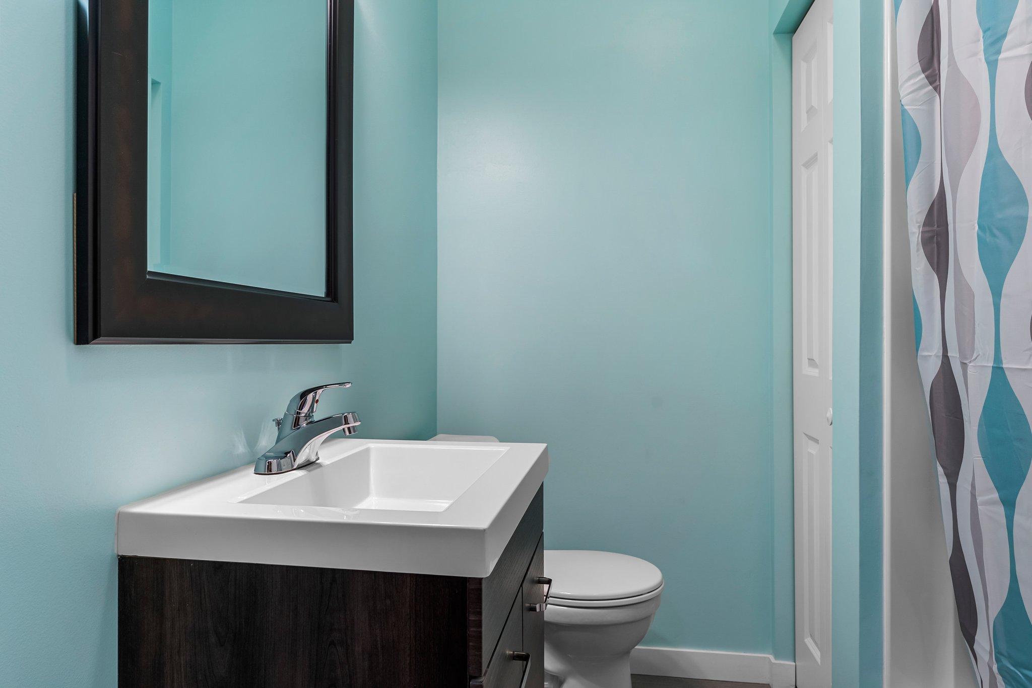 44040 Gladstone Avenue