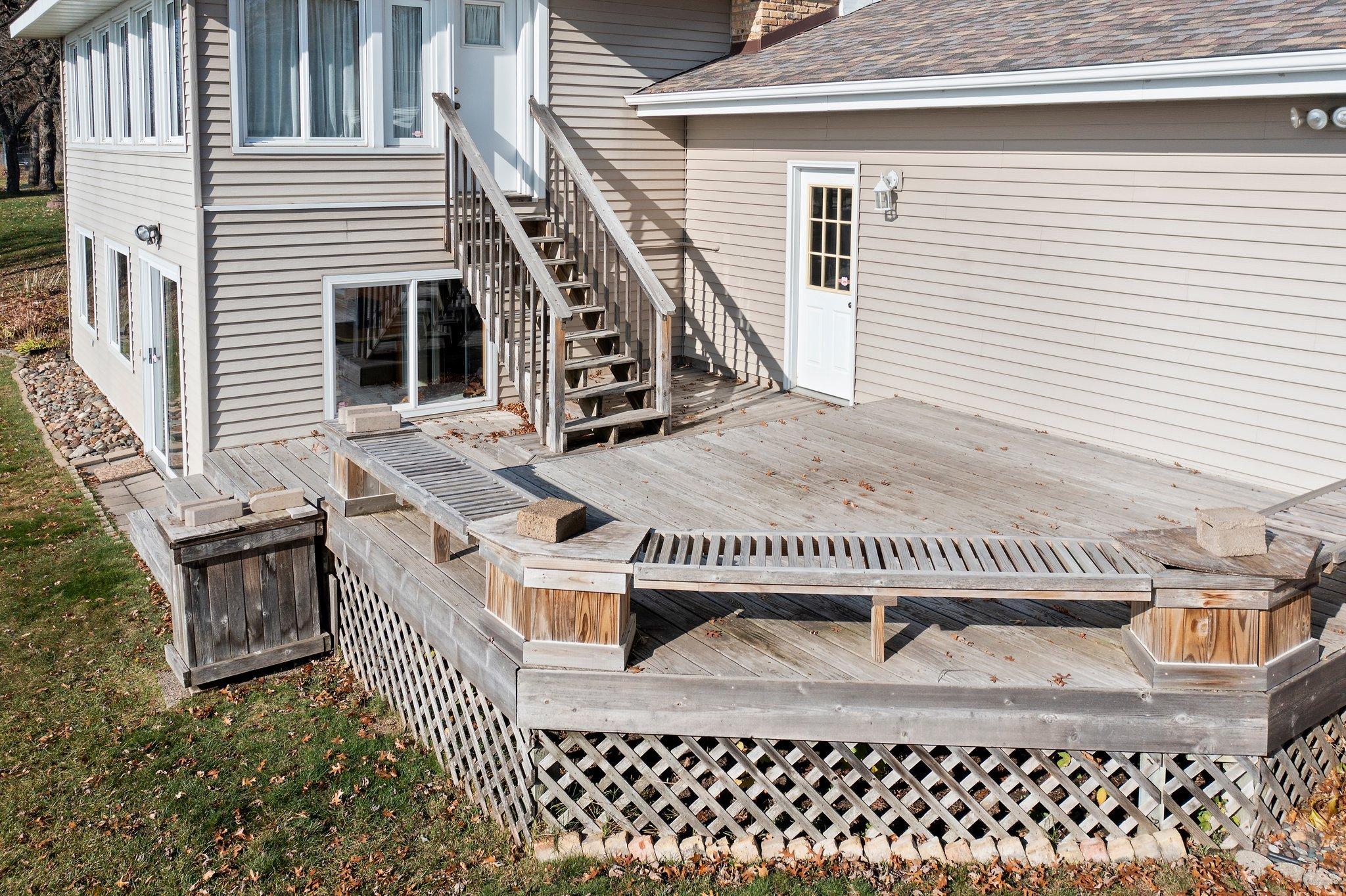 24100 Skylark Drive NE