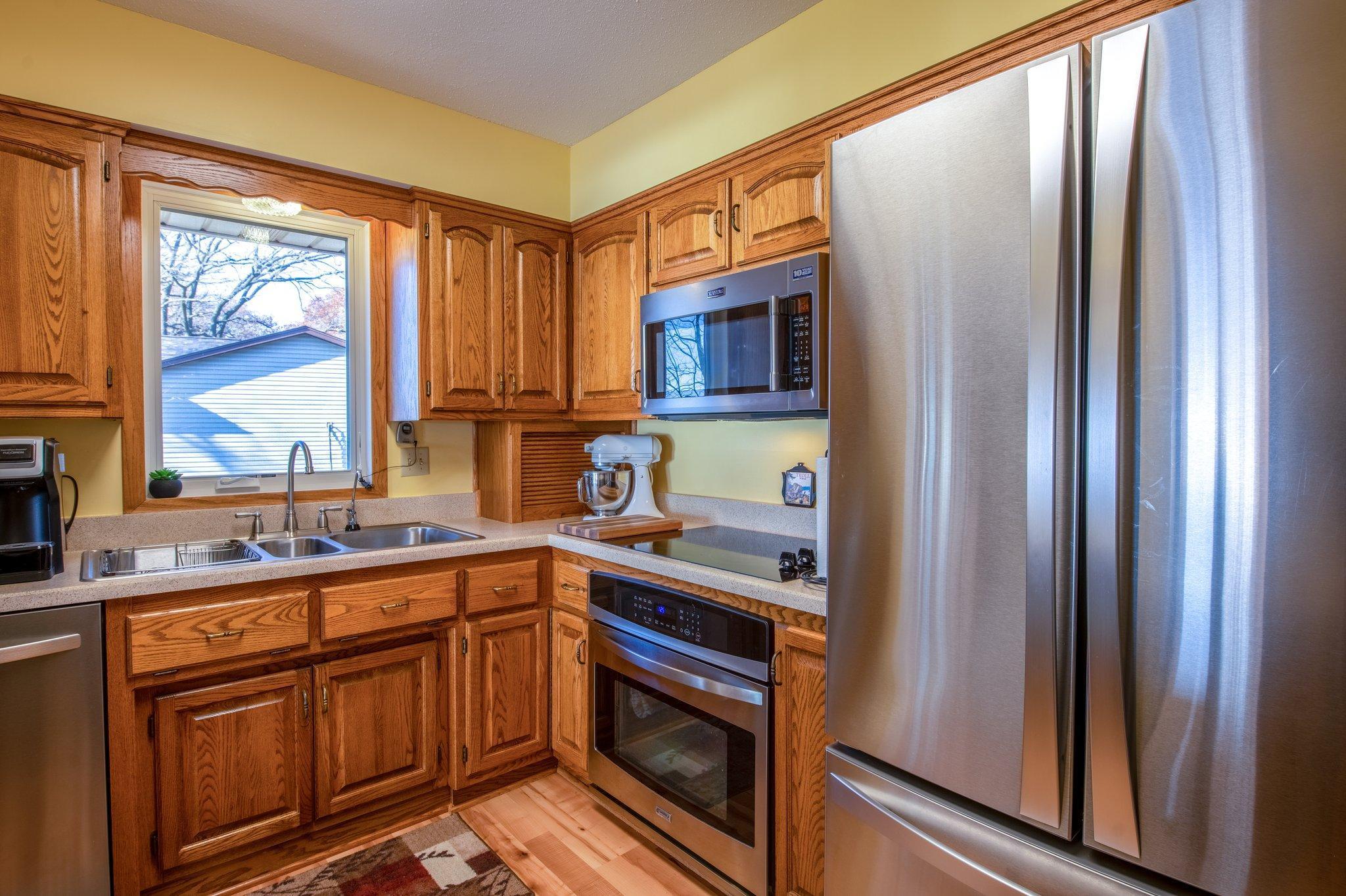 24100 Skylark Drive NE