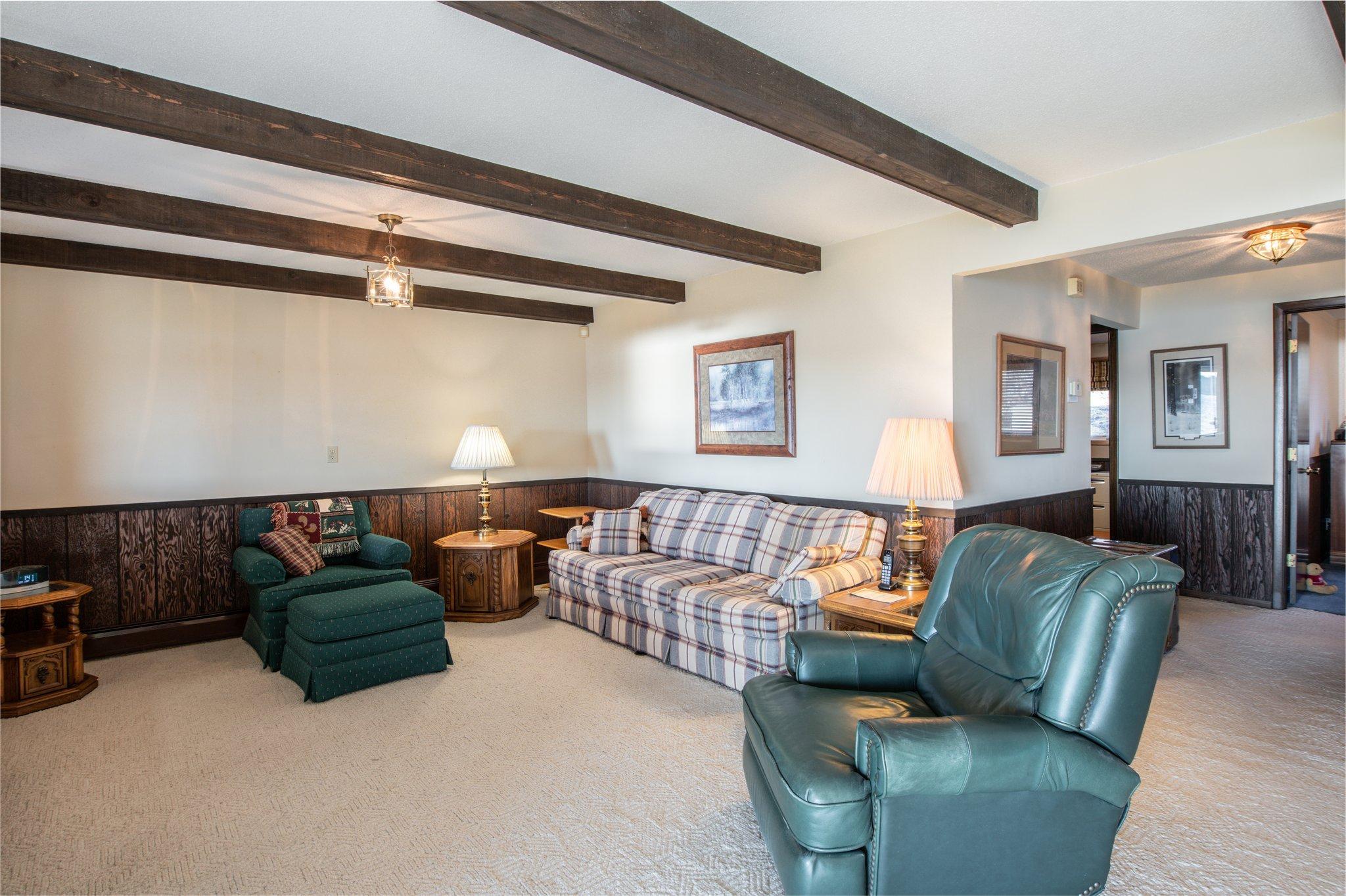 24100 Skylark Drive NE