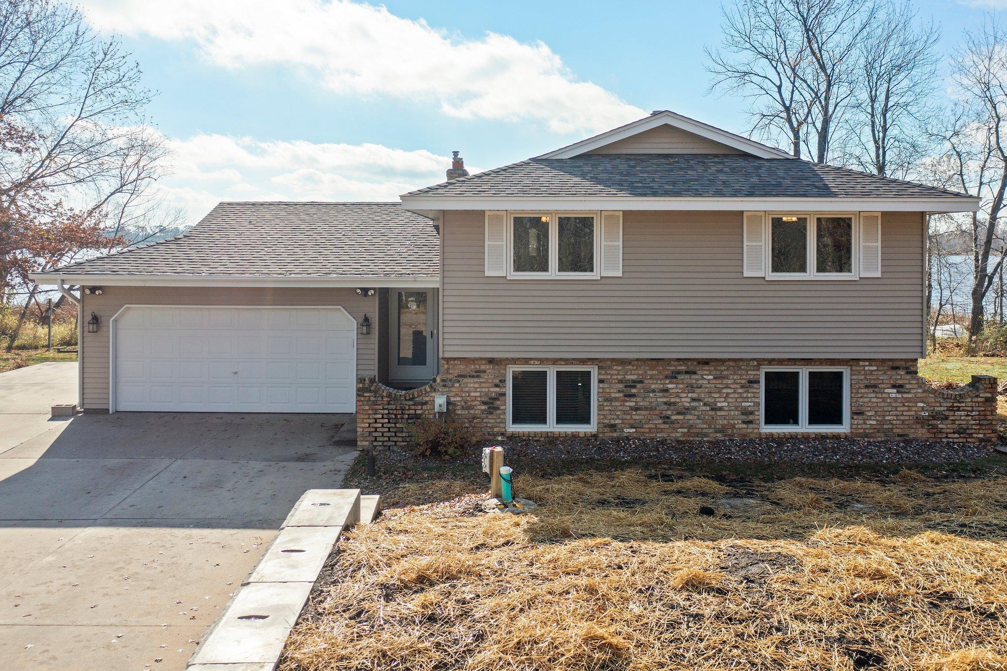 24100 Skylark Drive NE