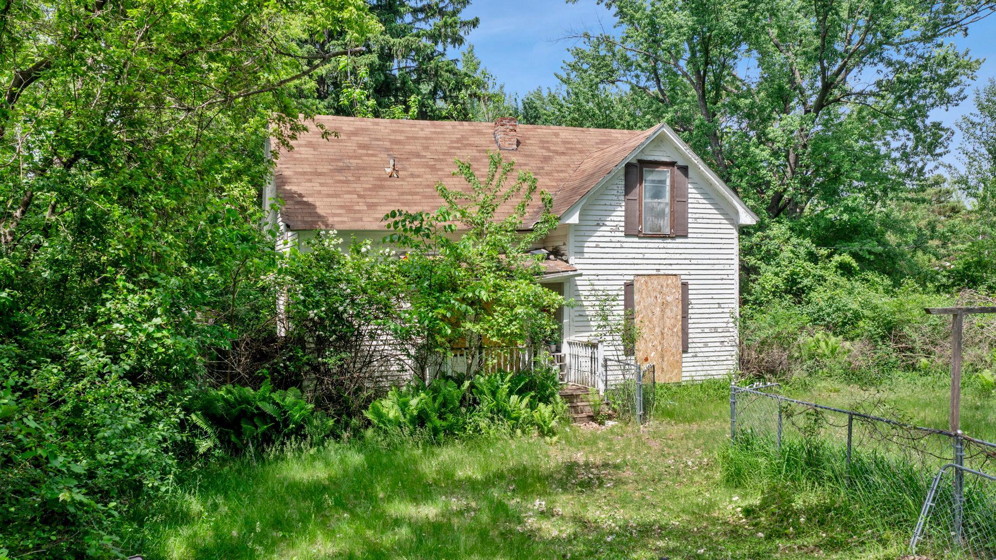 1845 Old Main Street S