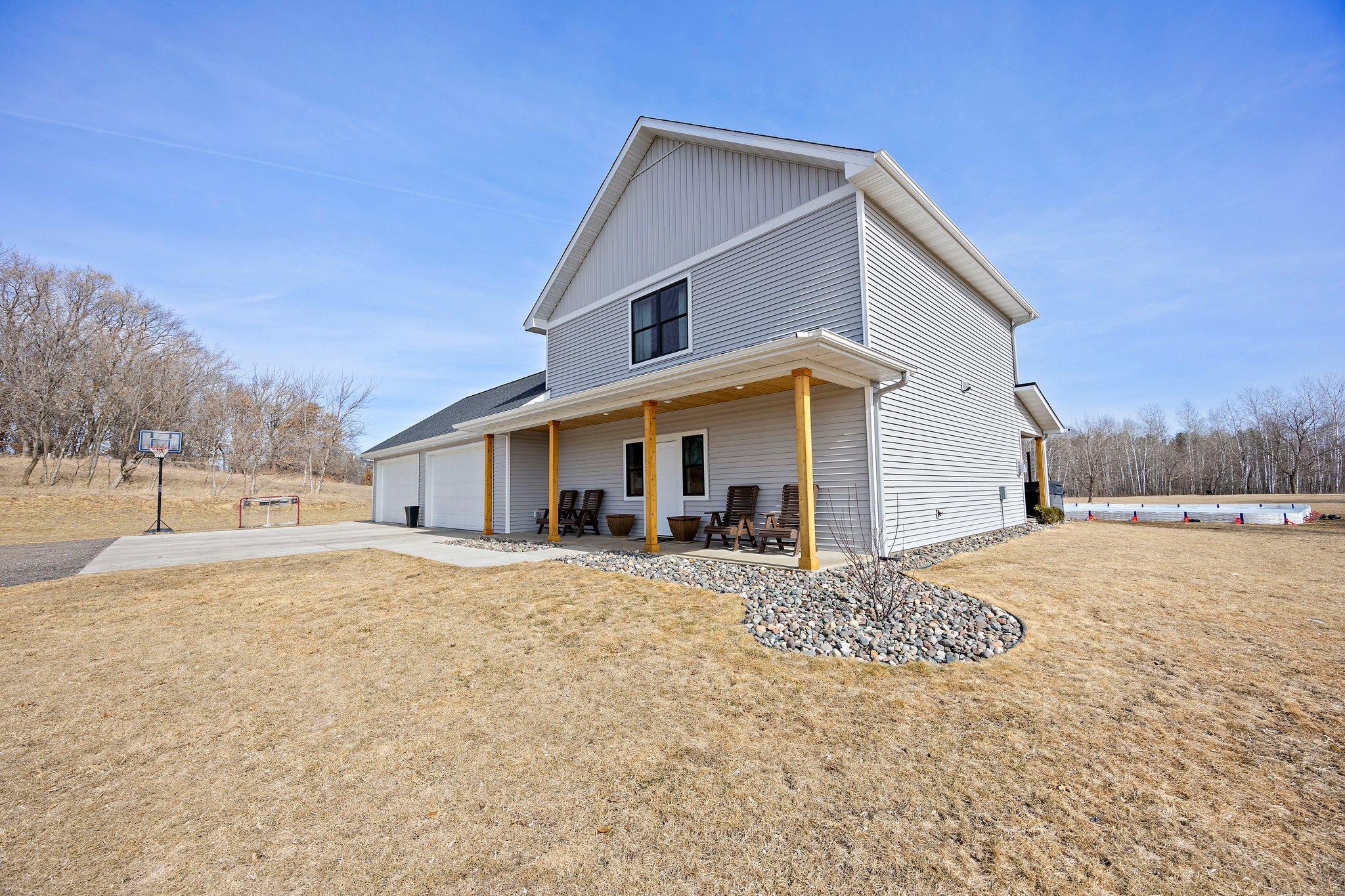 31233 Yucca Court NW