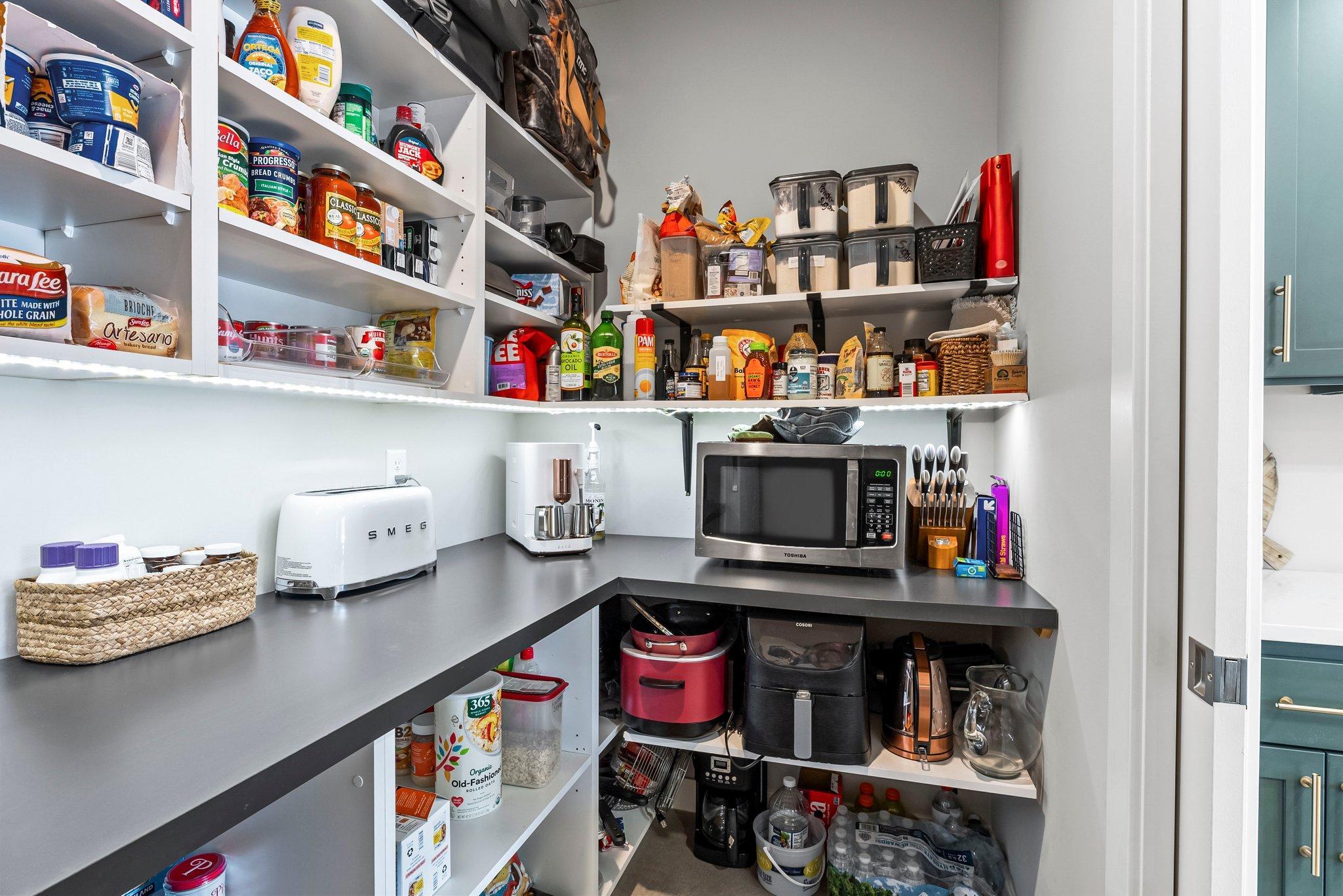 31233 Yucca Court NW