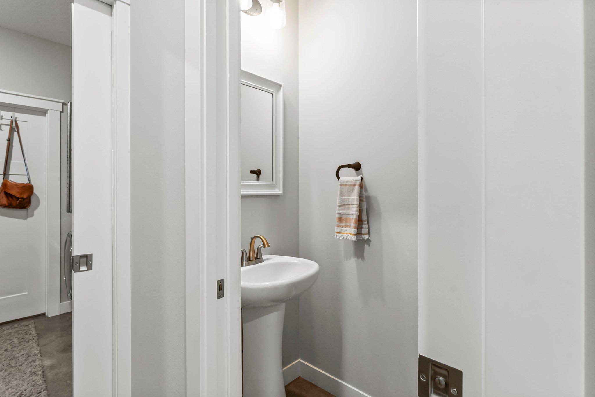 31233 Yucca Court NW