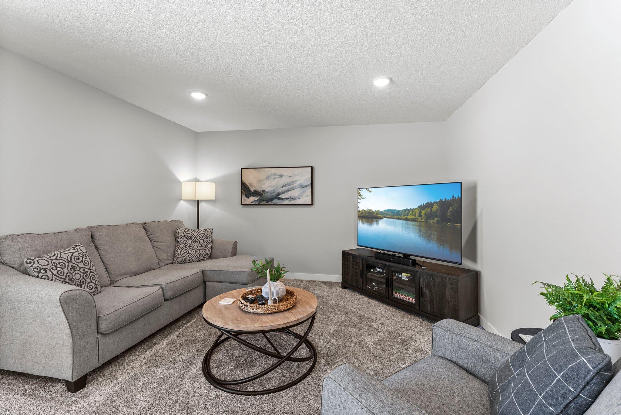 31233 Yucca Court NW