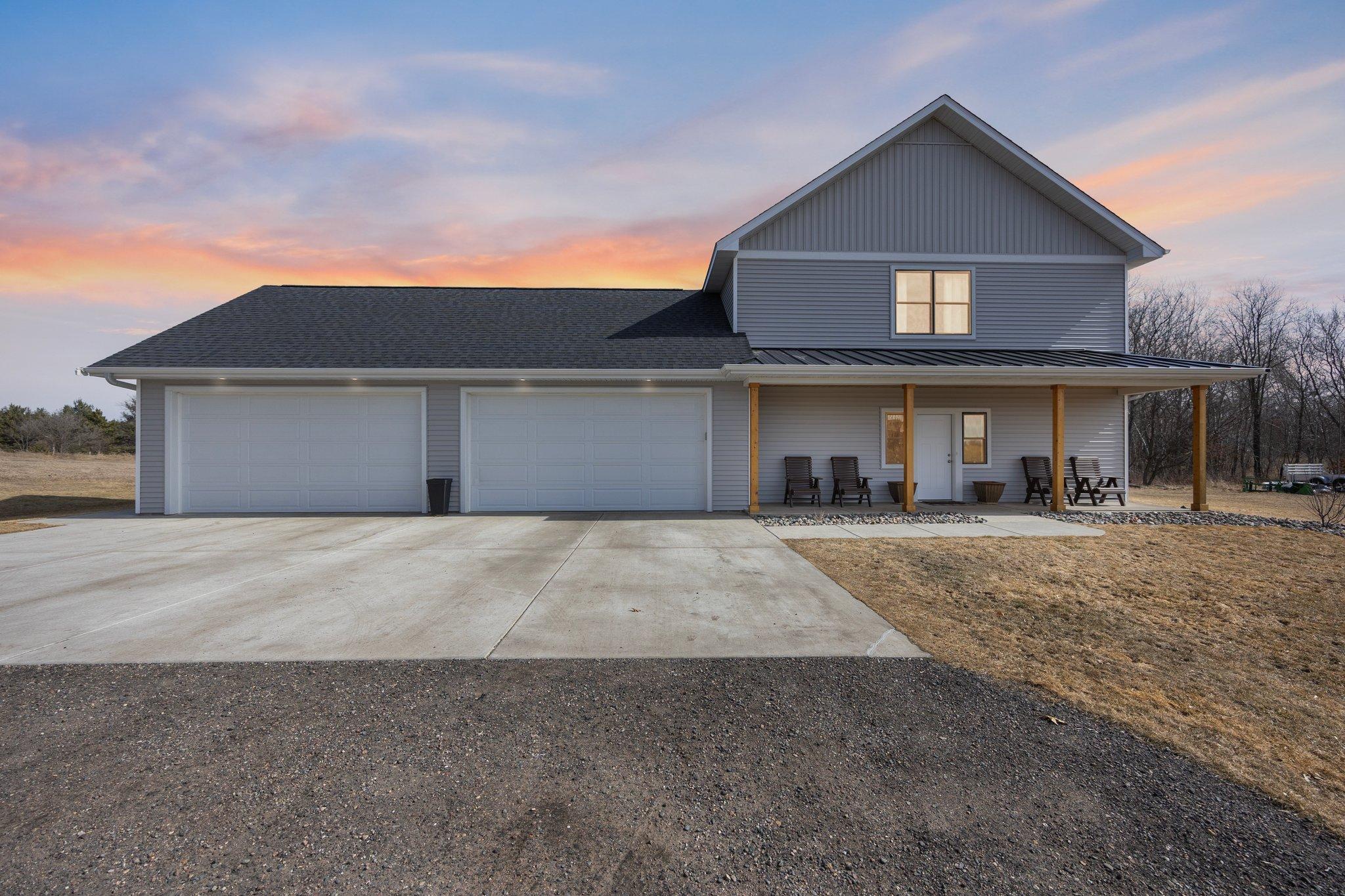 31233 Yucca Court NW