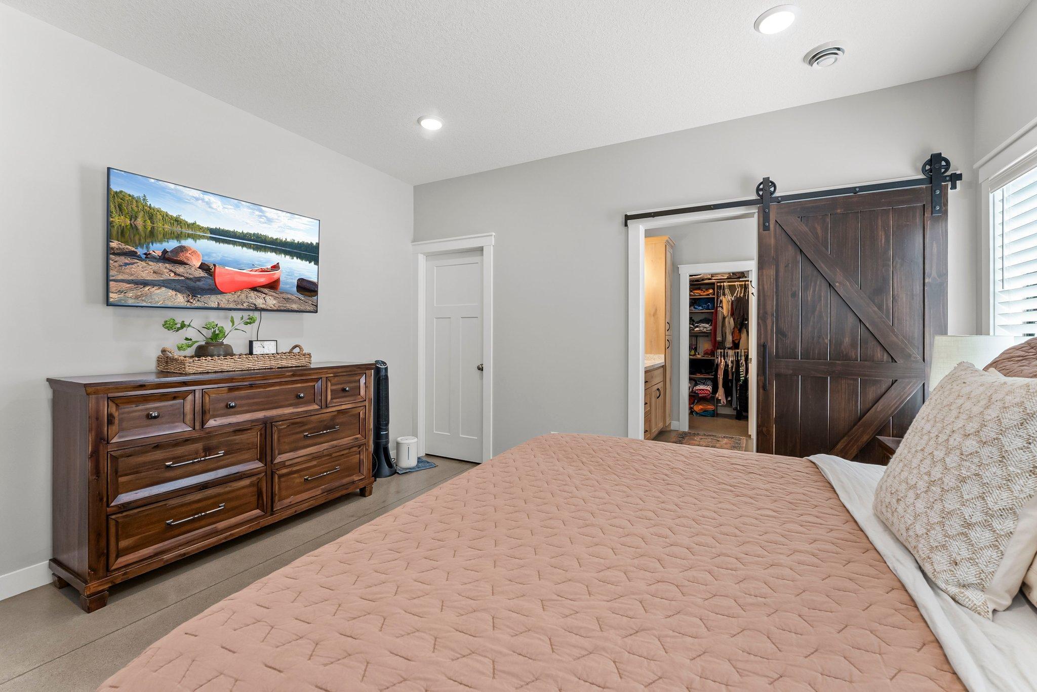 31233 Yucca Court NW