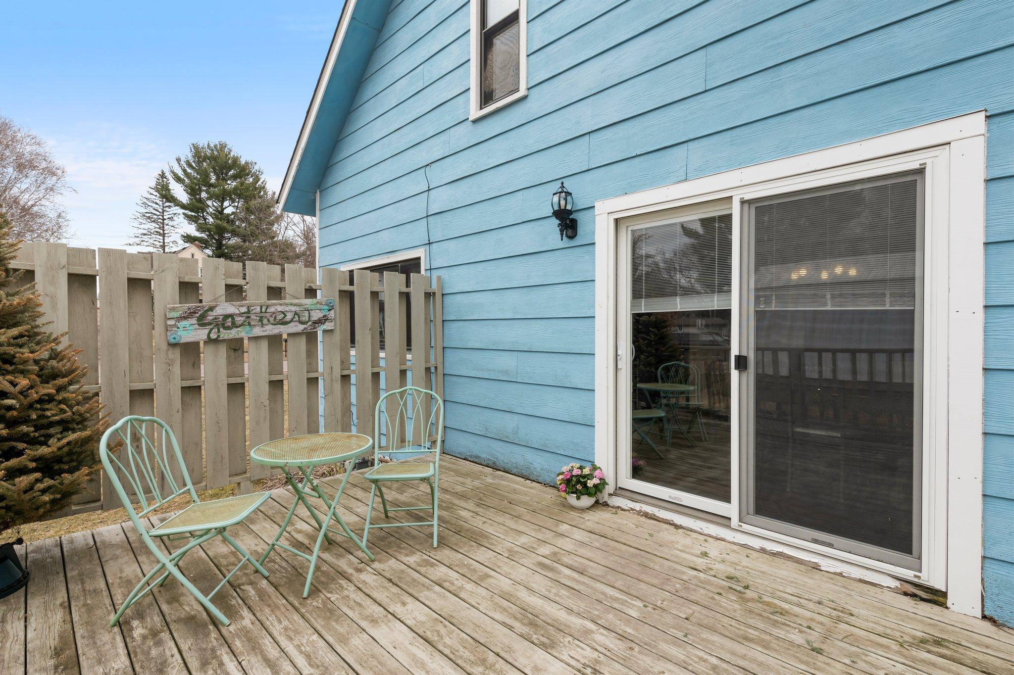 410 Cypress Avenue S