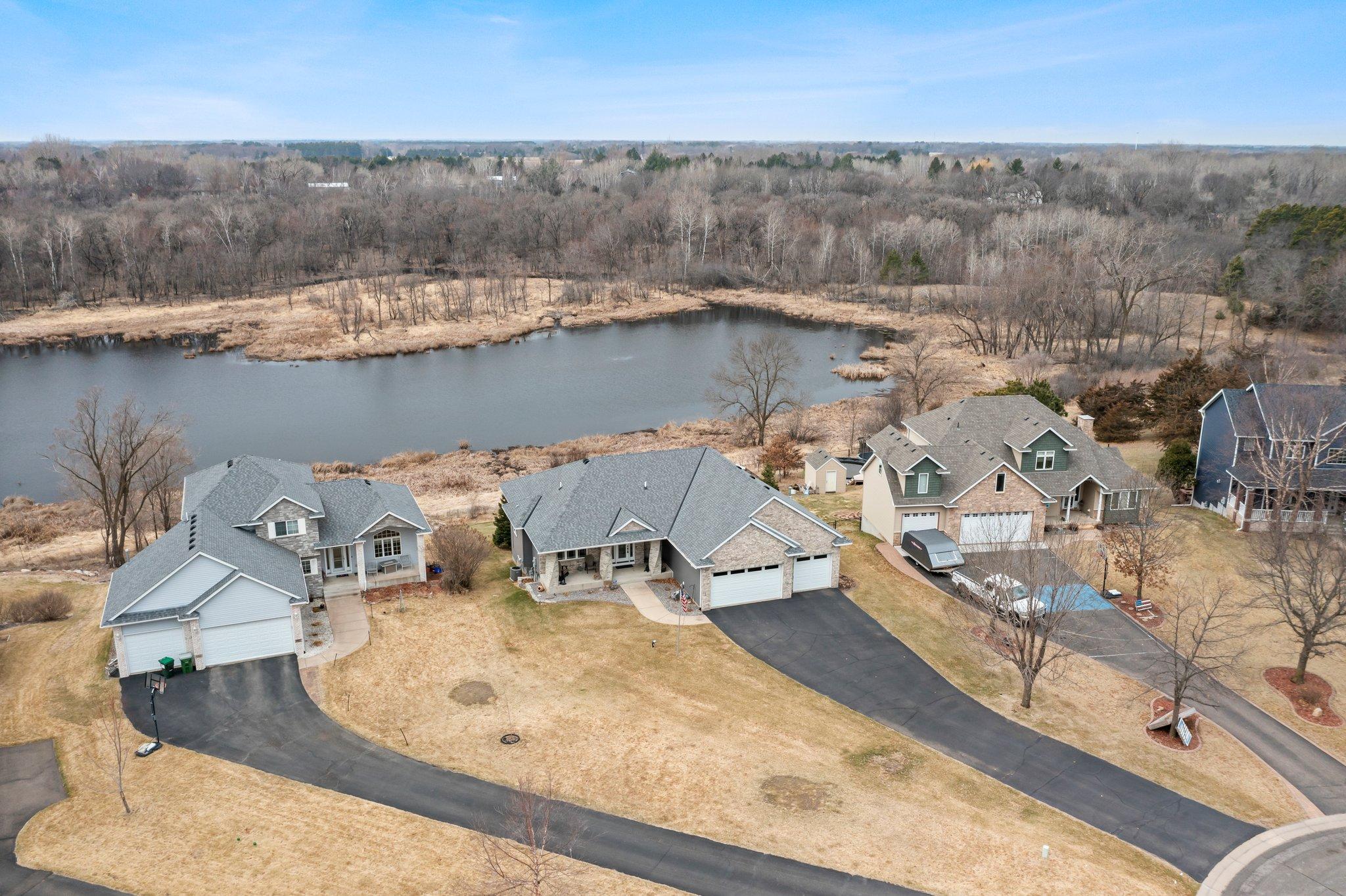 707 Bergman Court NW