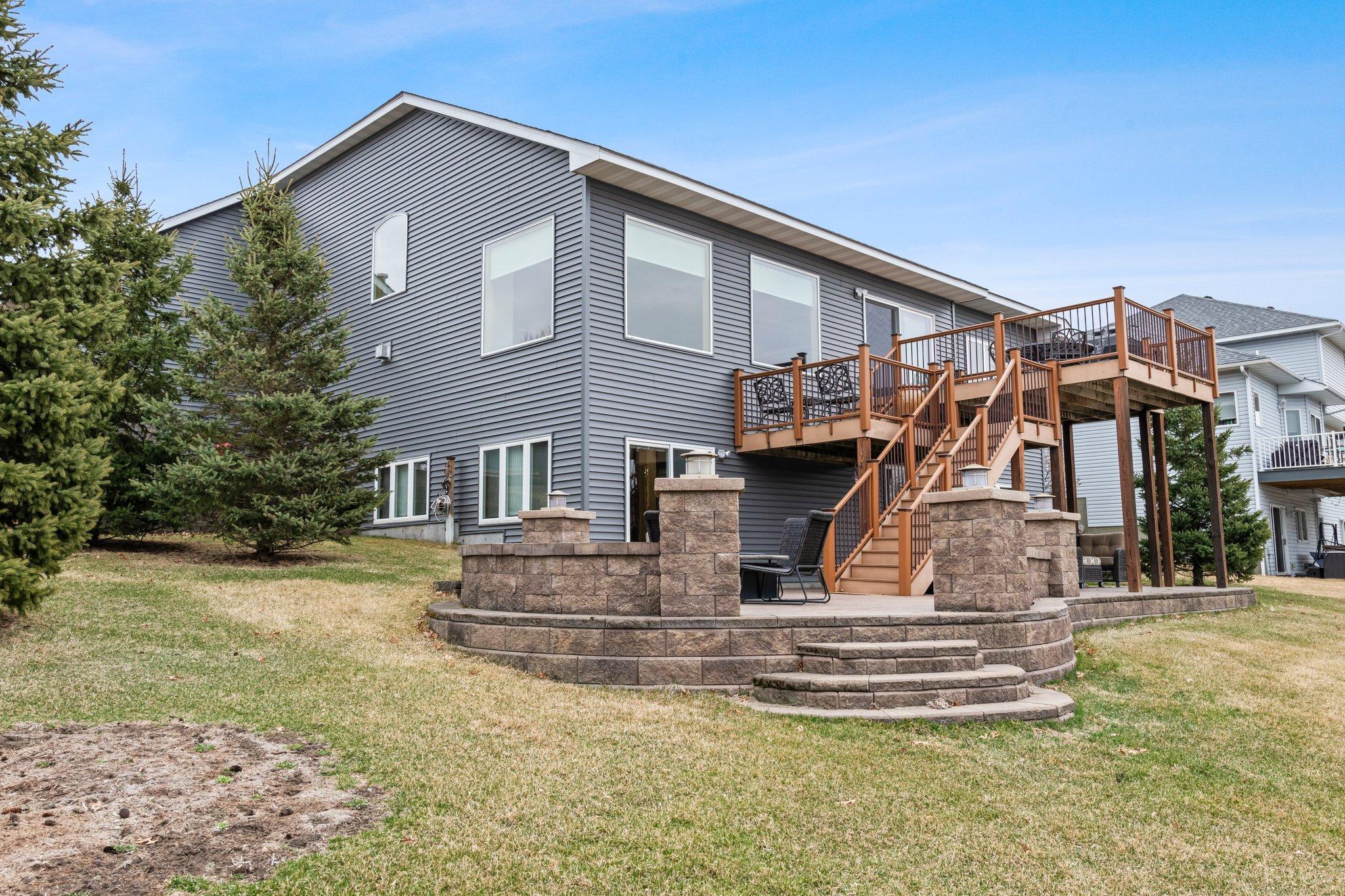 707 Bergman Court NW