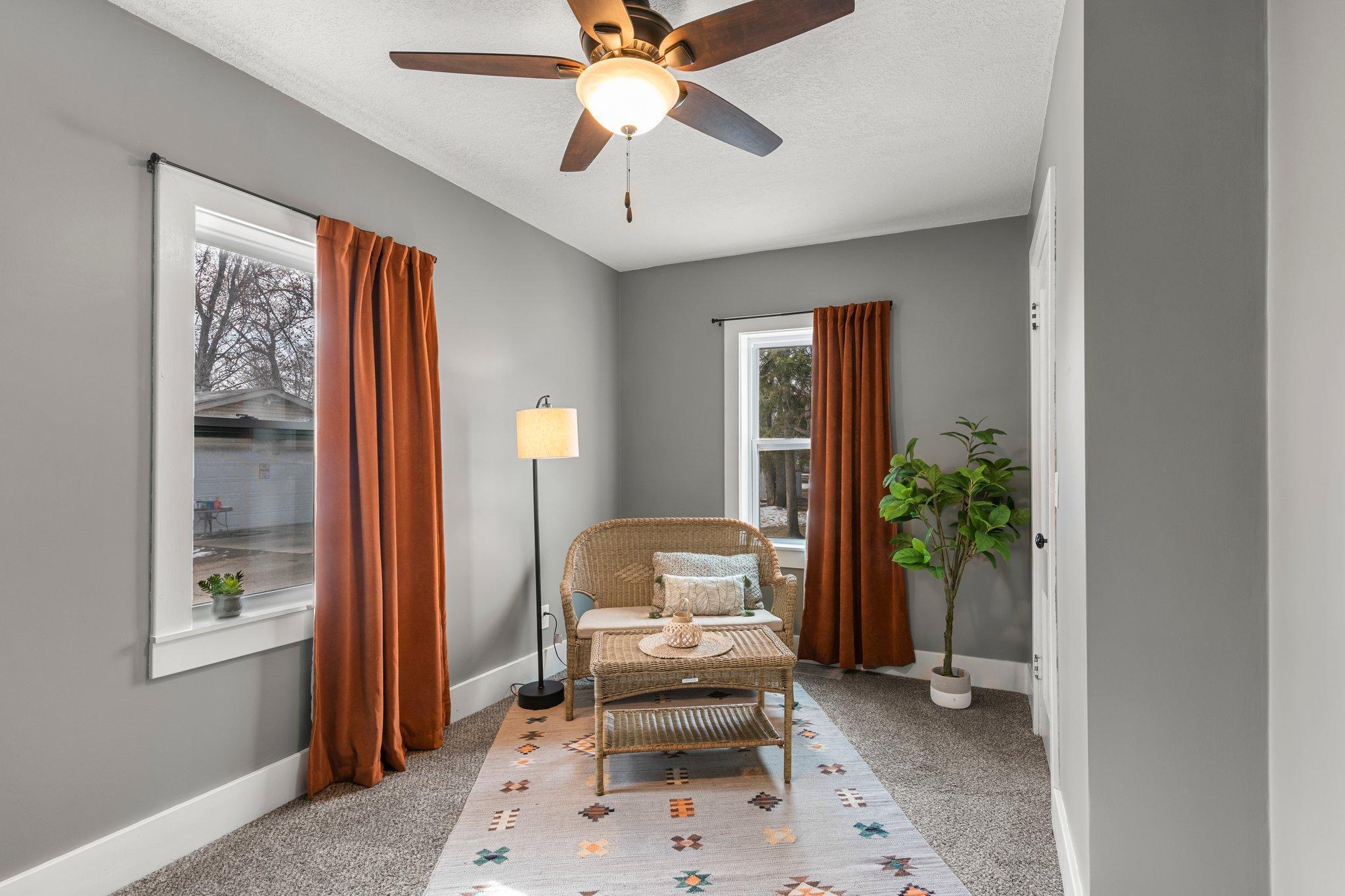 430 W Broadway Street