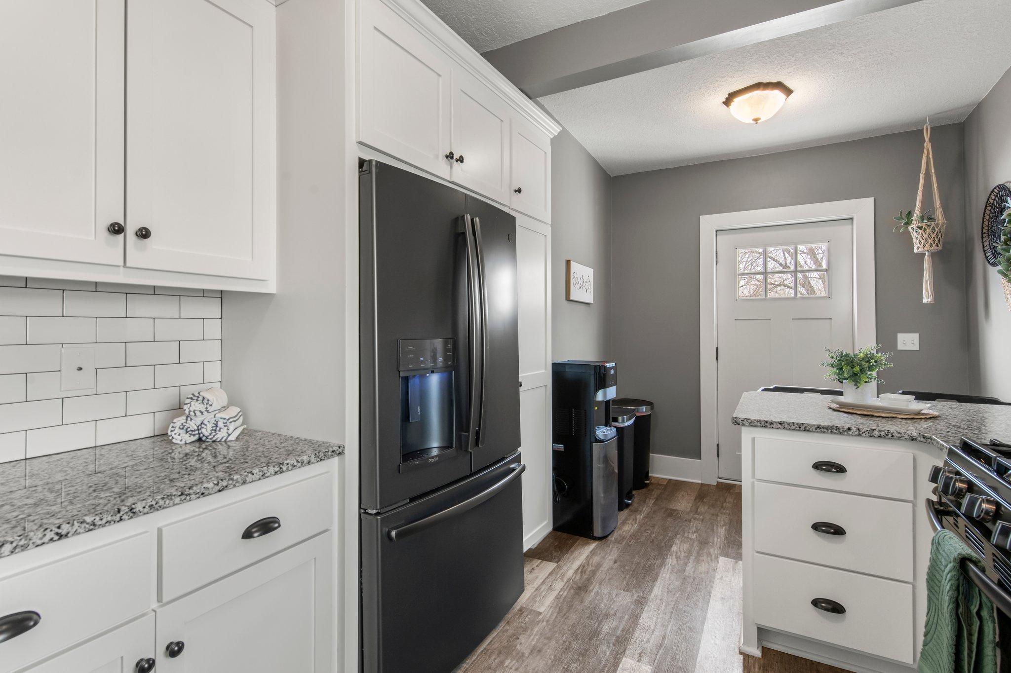 430 W Broadway Street