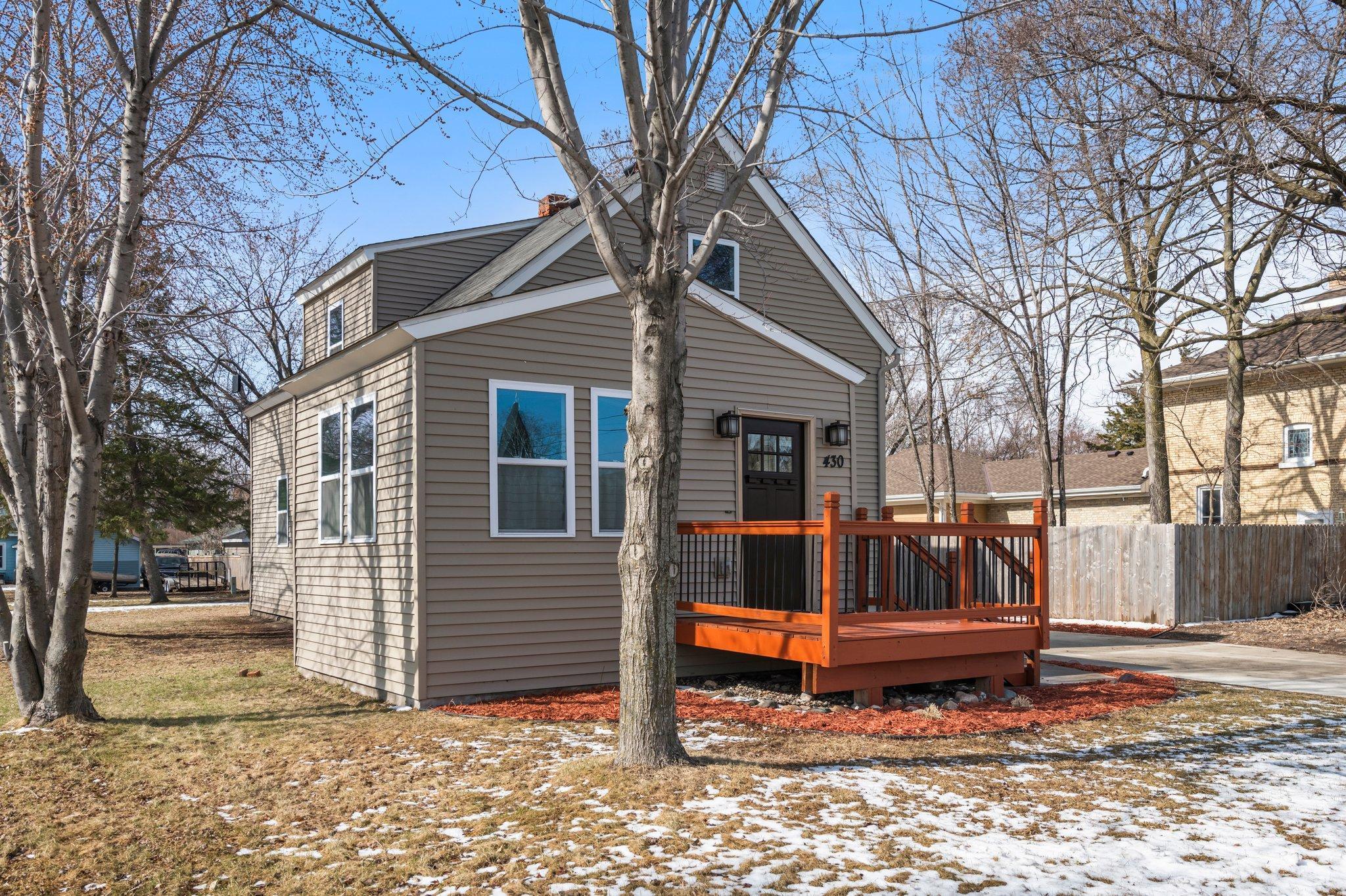 430 W Broadway Street