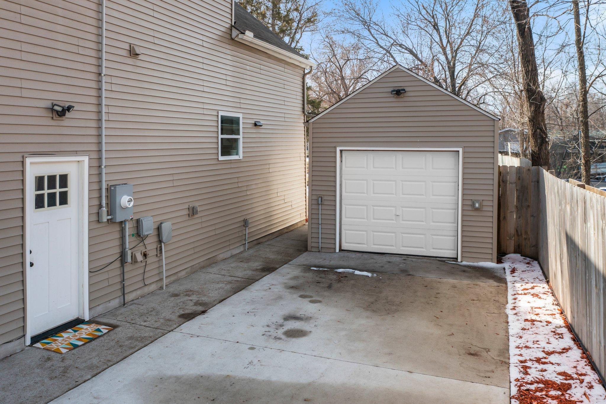 430 W Broadway Street