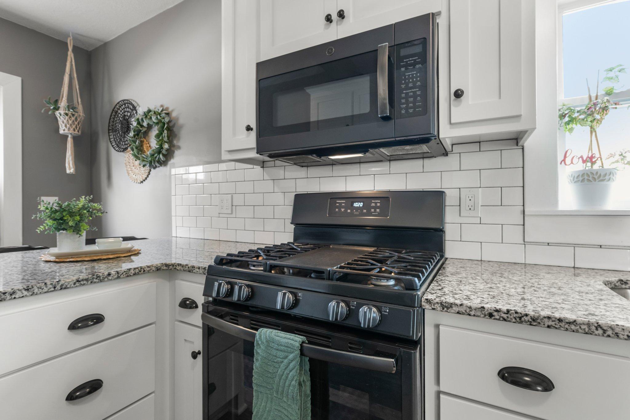 430 W Broadway Street