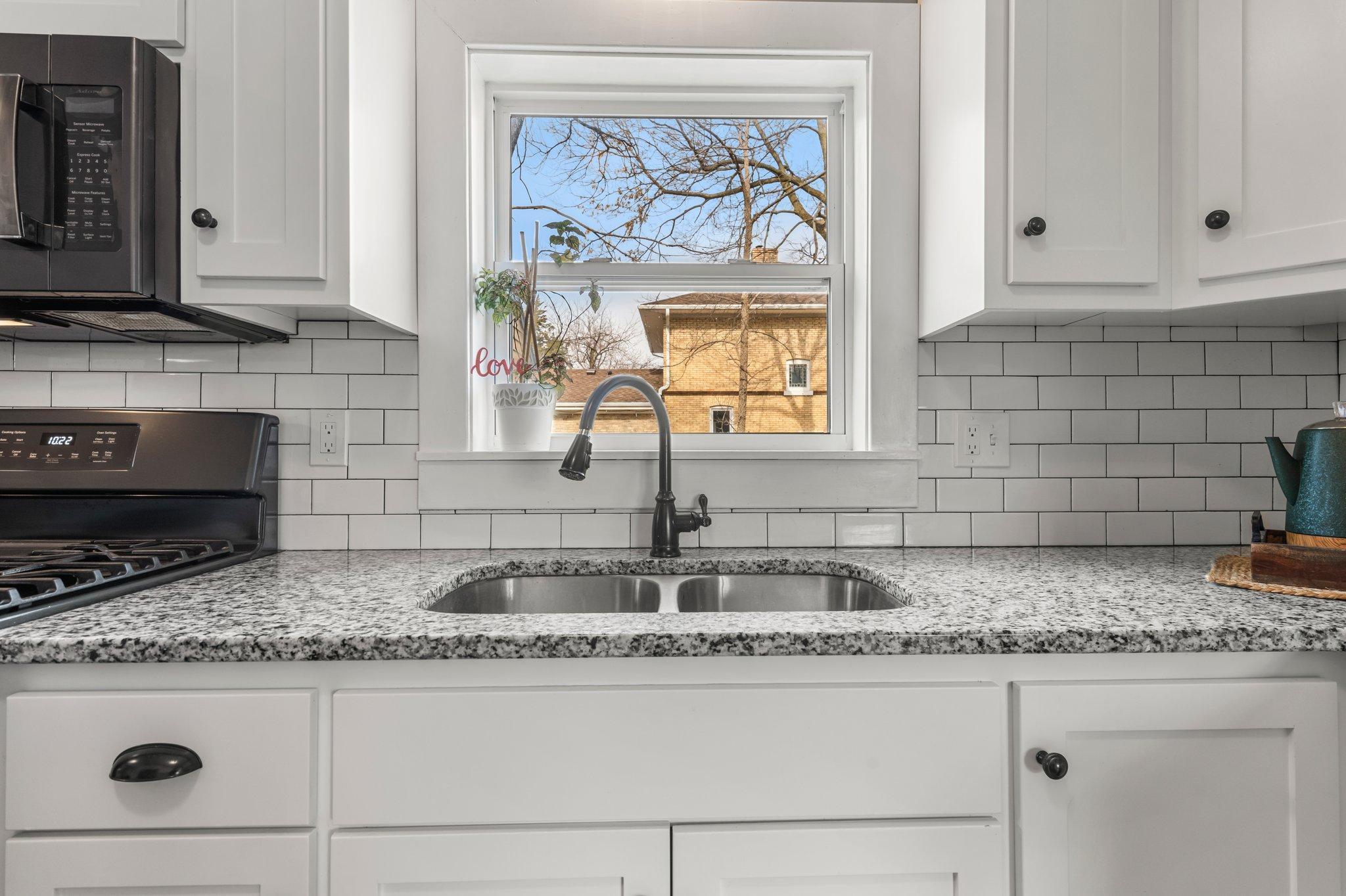 430 W Broadway Street