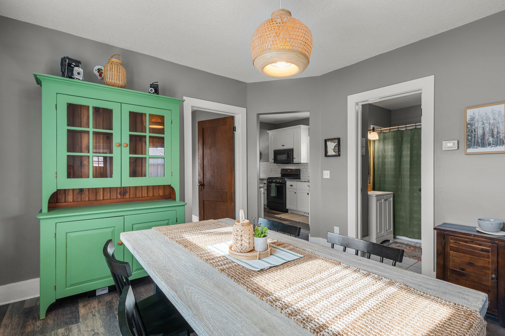 430 W Broadway Street