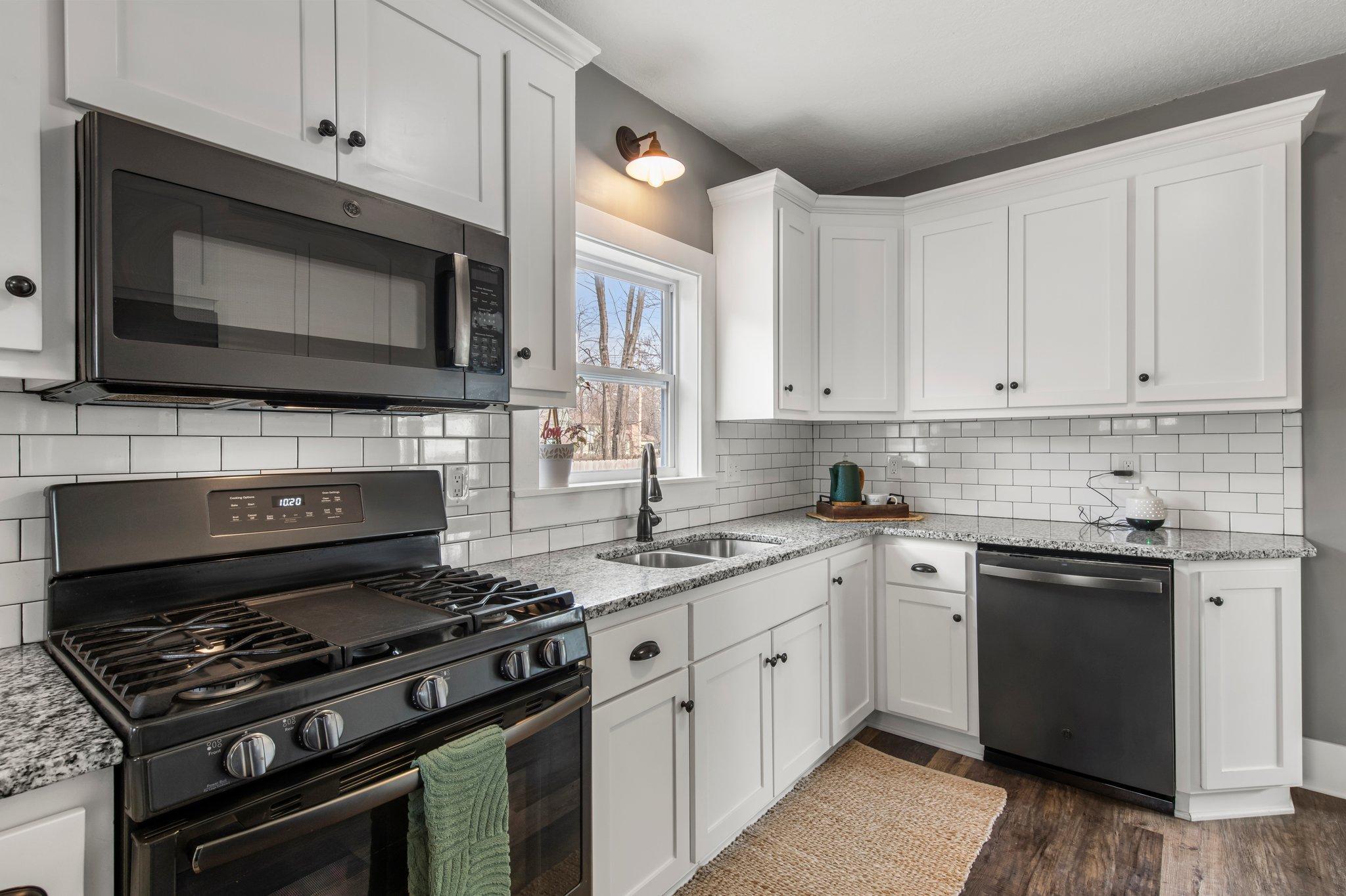 430 W Broadway Street