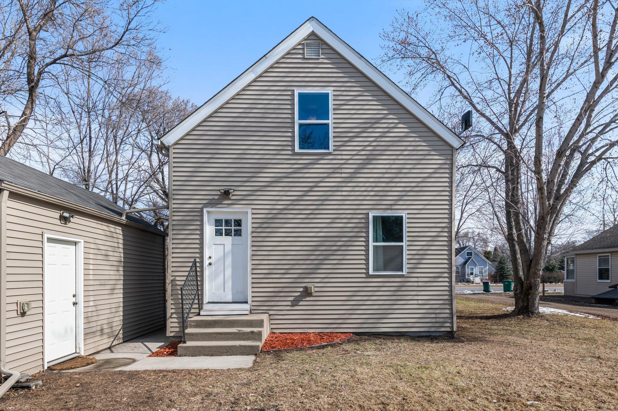 430 W Broadway Street