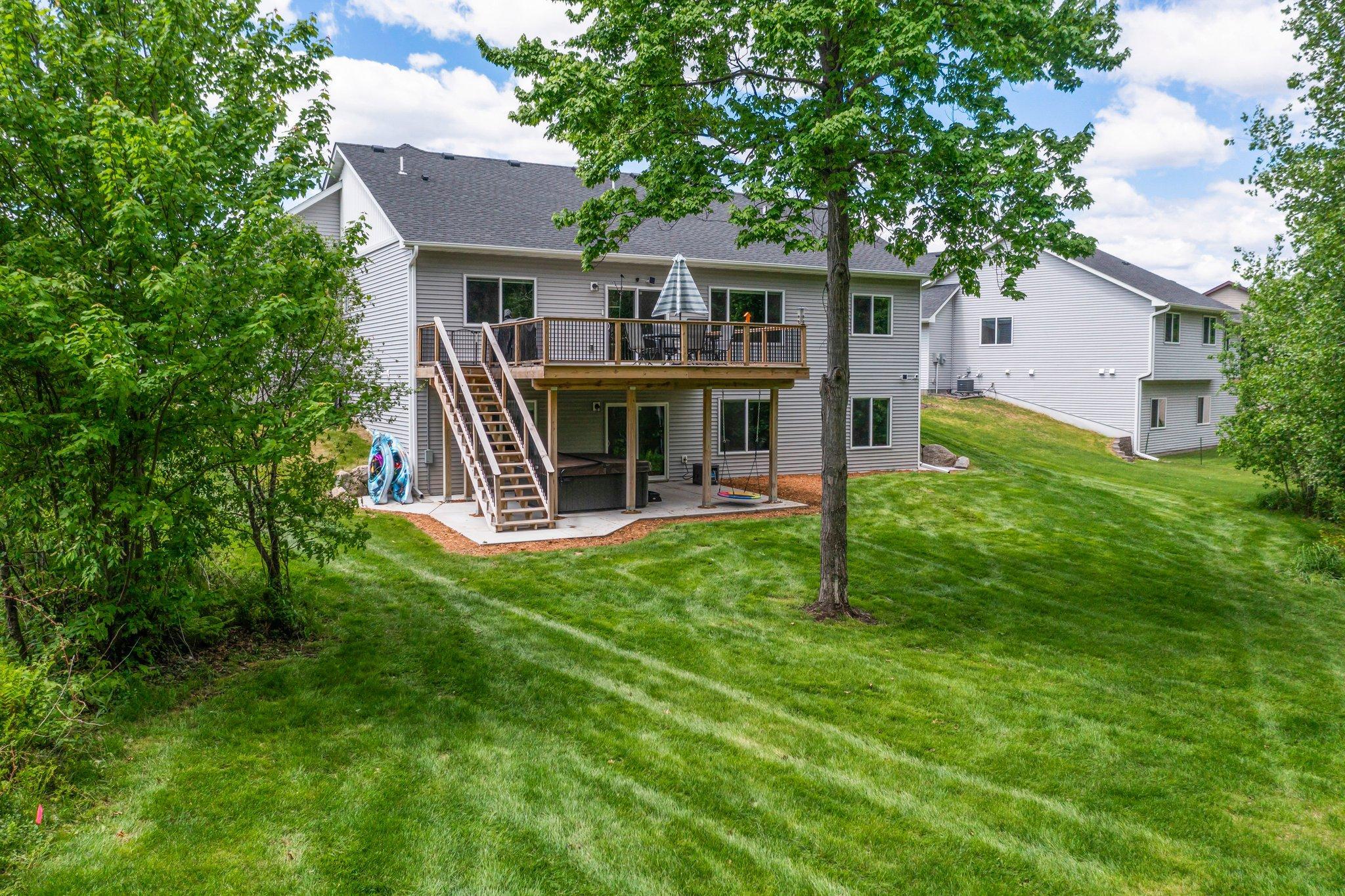 623 Elins Lake Road SE