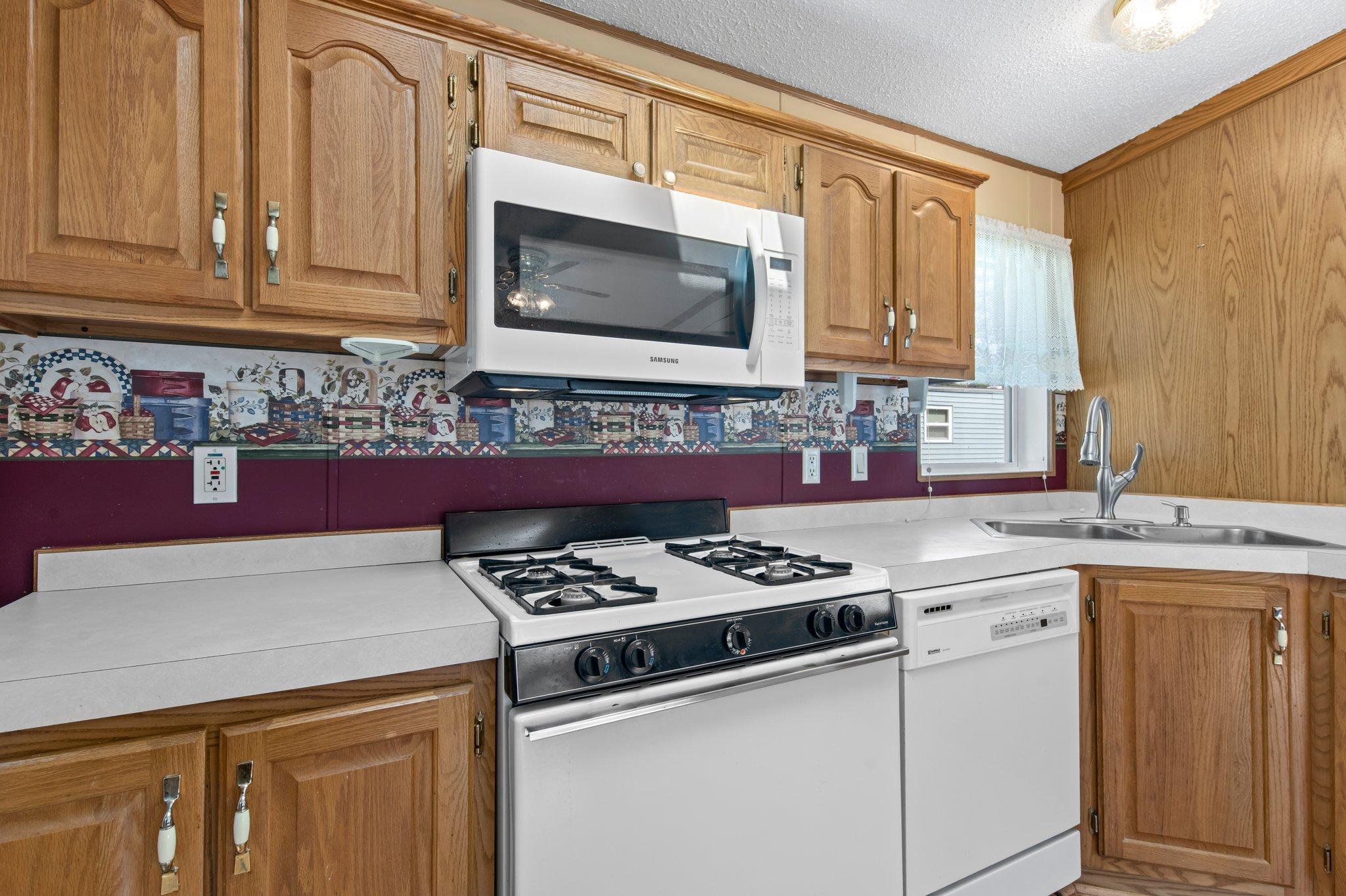 2205 Jack Pine Drive