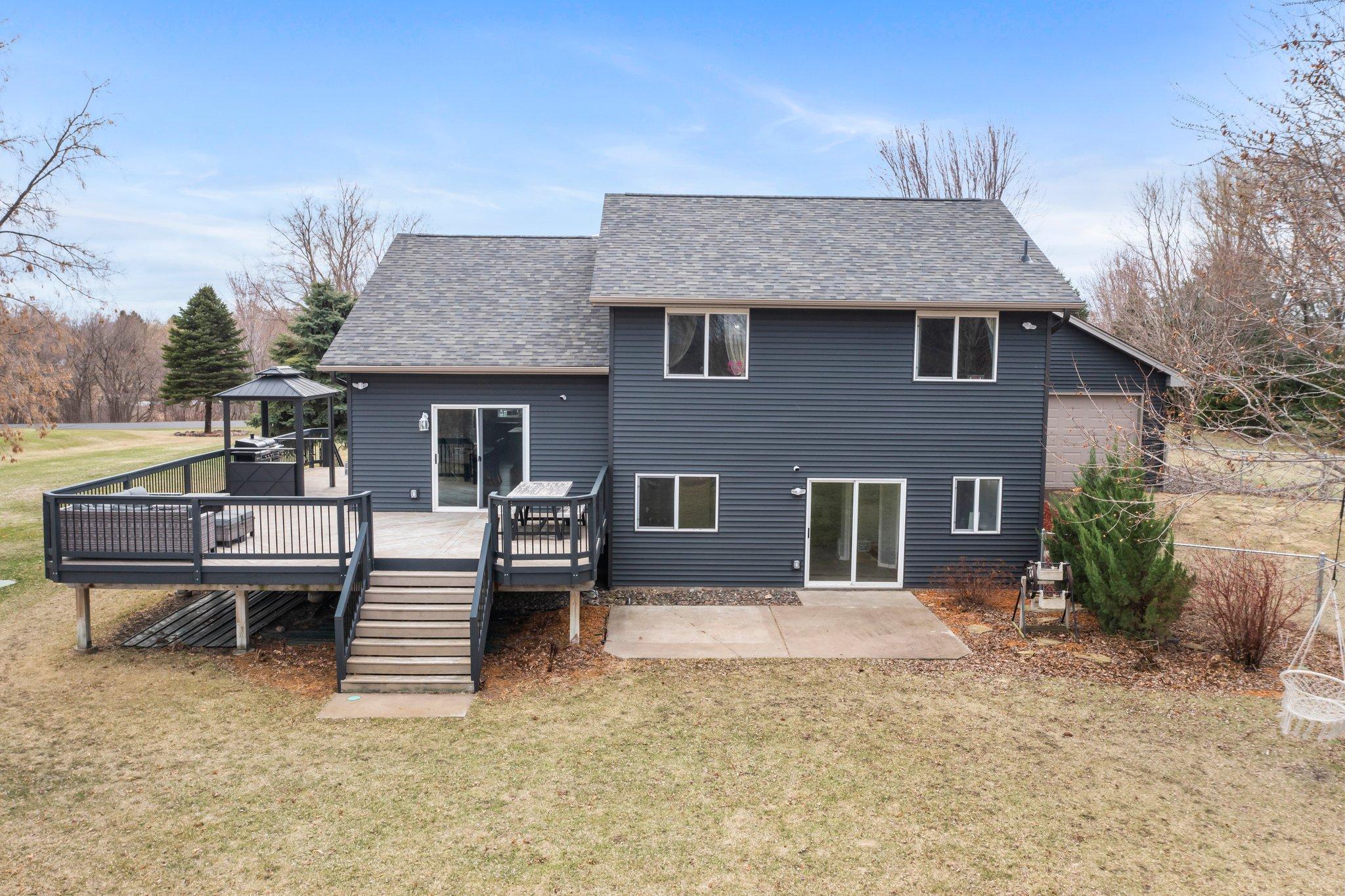 2729 319th Lane NE