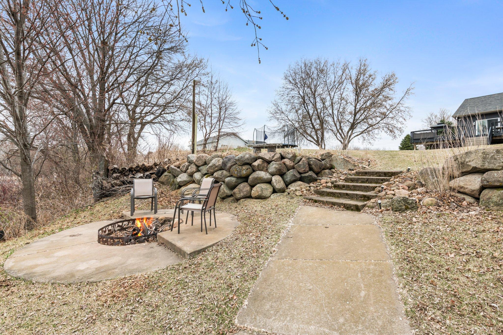 2729 319th Lane NE