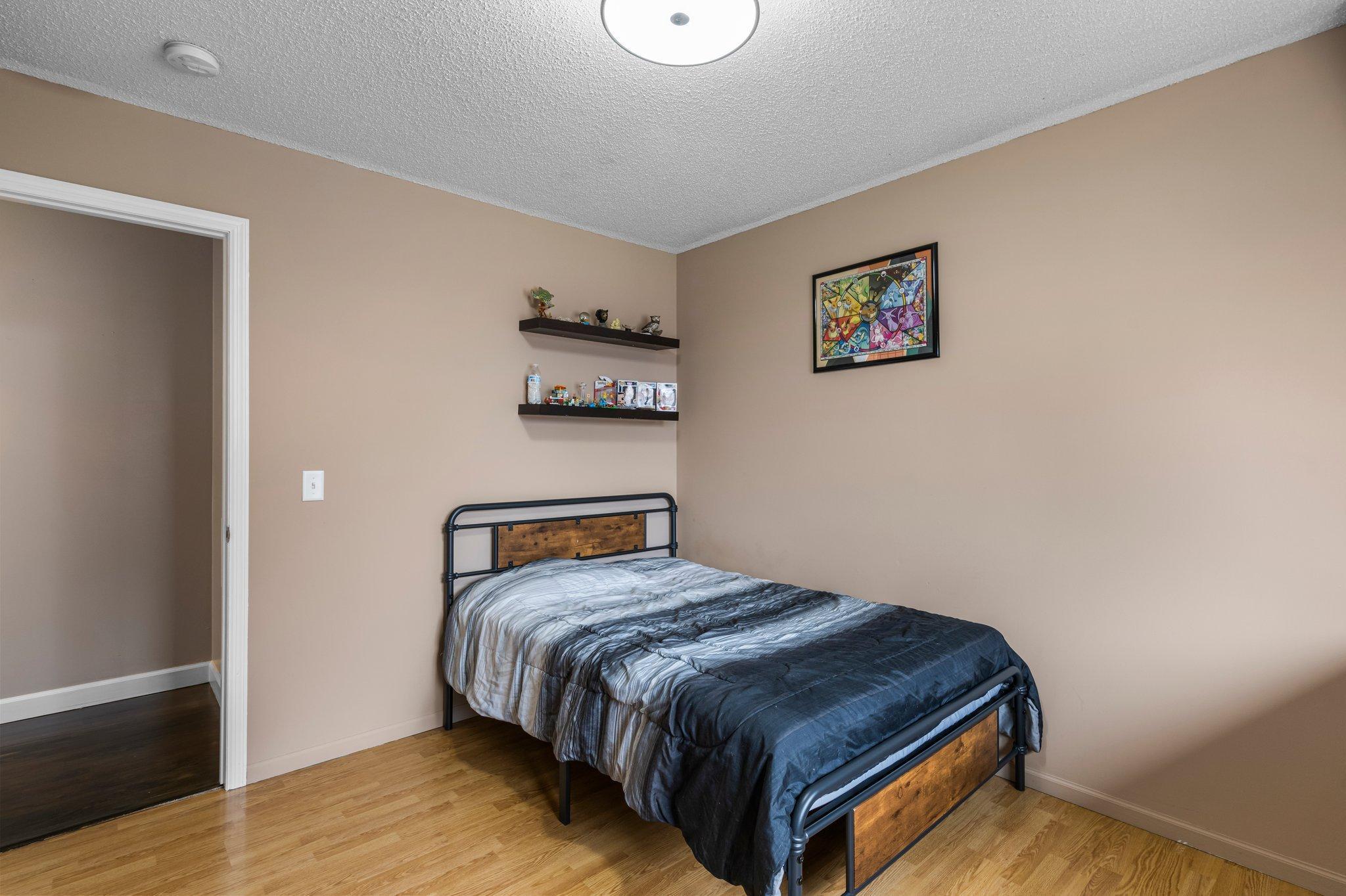 2729 319th Lane NE