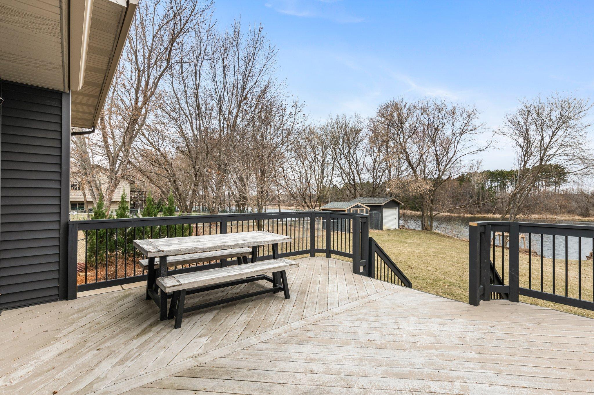 2729 319th Lane NE