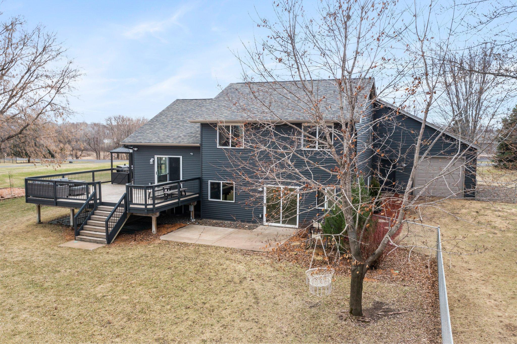 2729 319th Lane NE