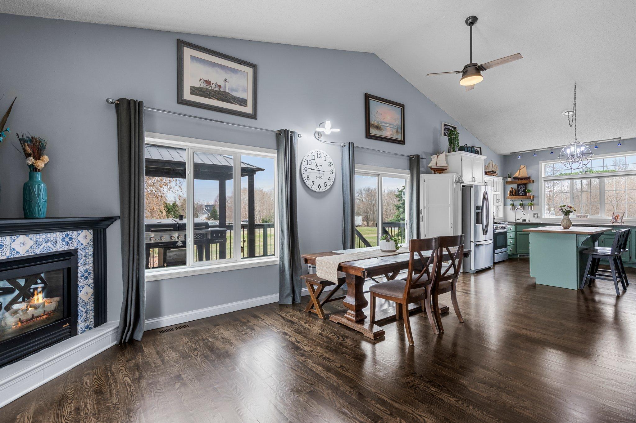 2729 319th Lane NE