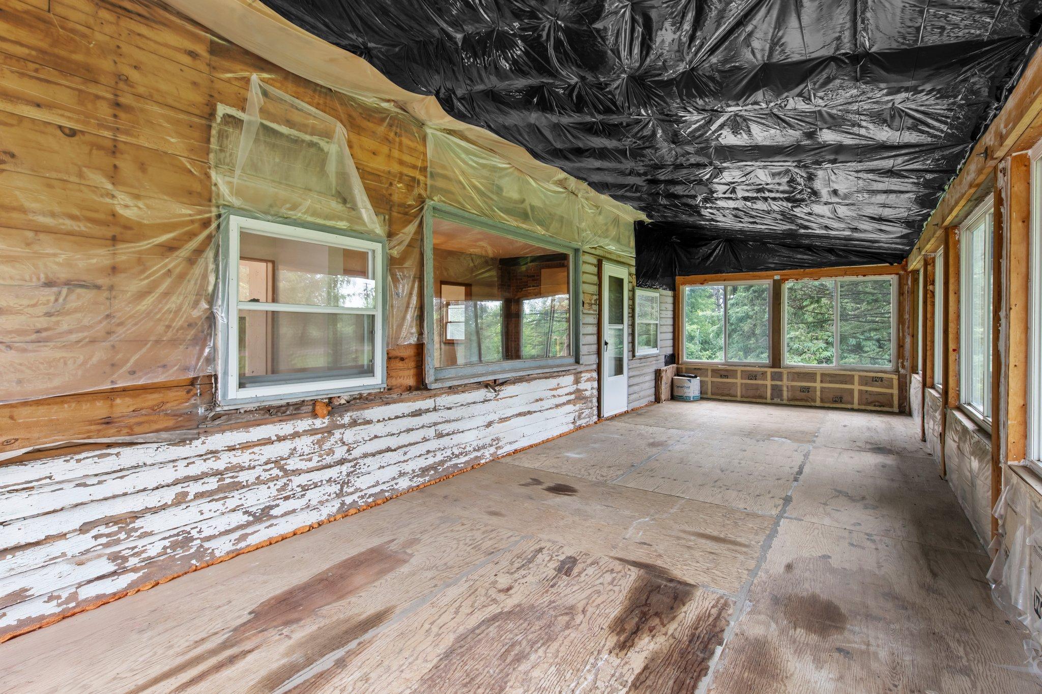 24960 Keystone Avenue