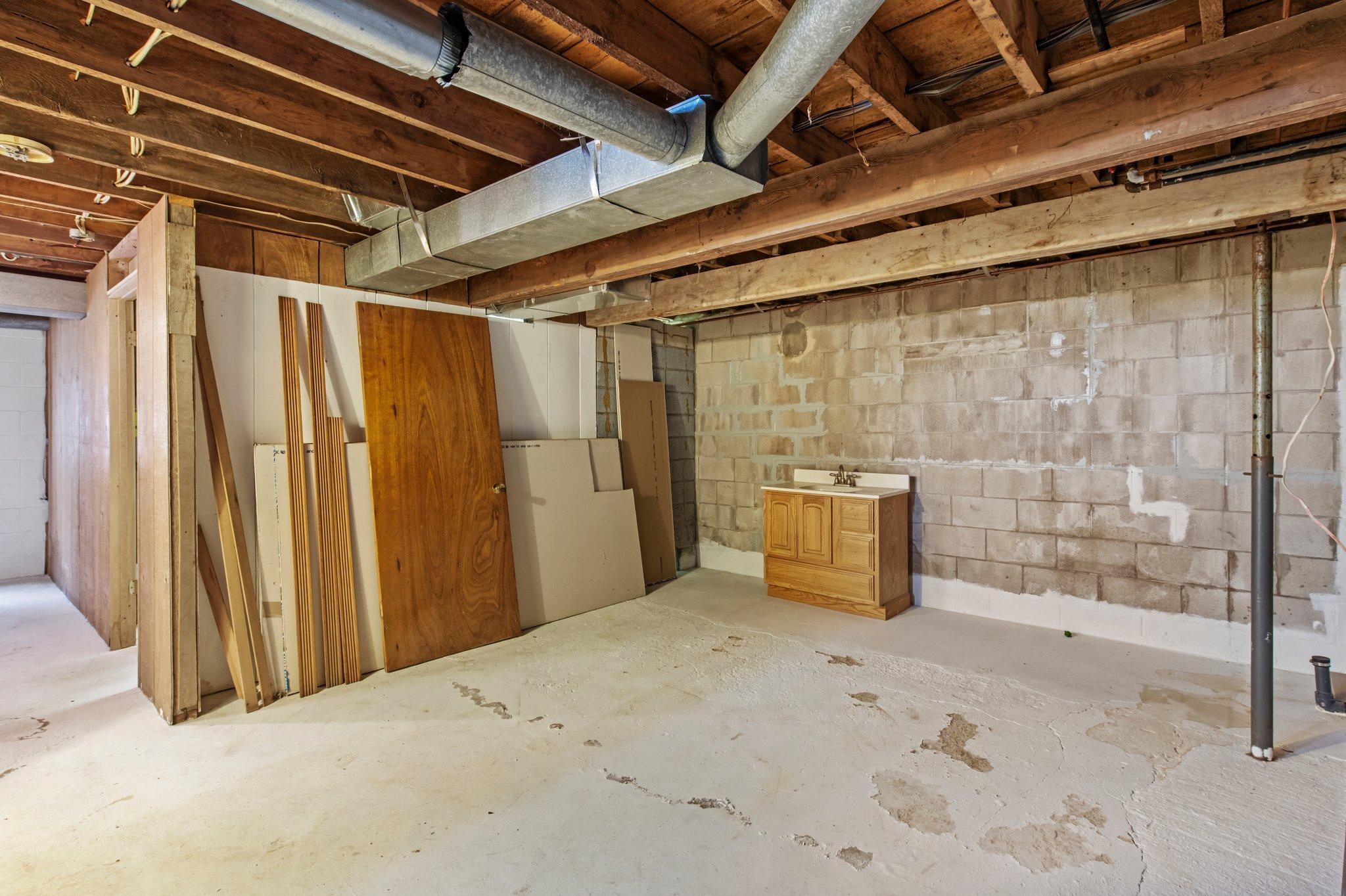 24960 Keystone Avenue