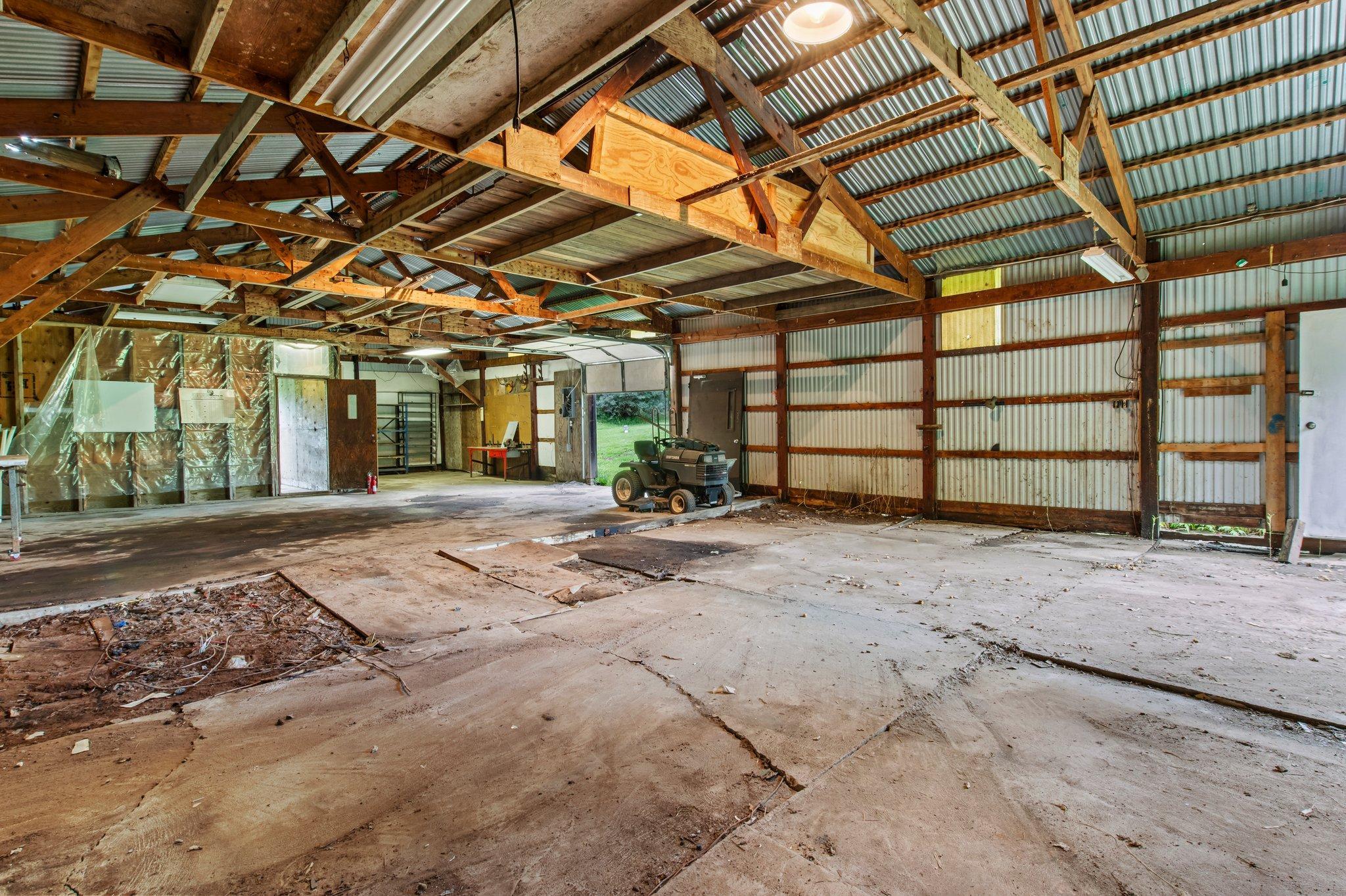 24960 Keystone Avenue