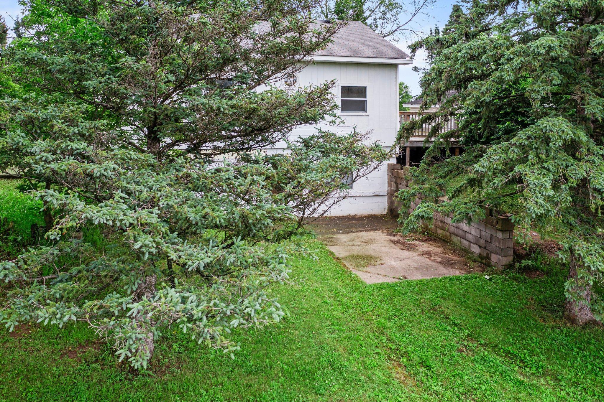 24960 Keystone Avenue