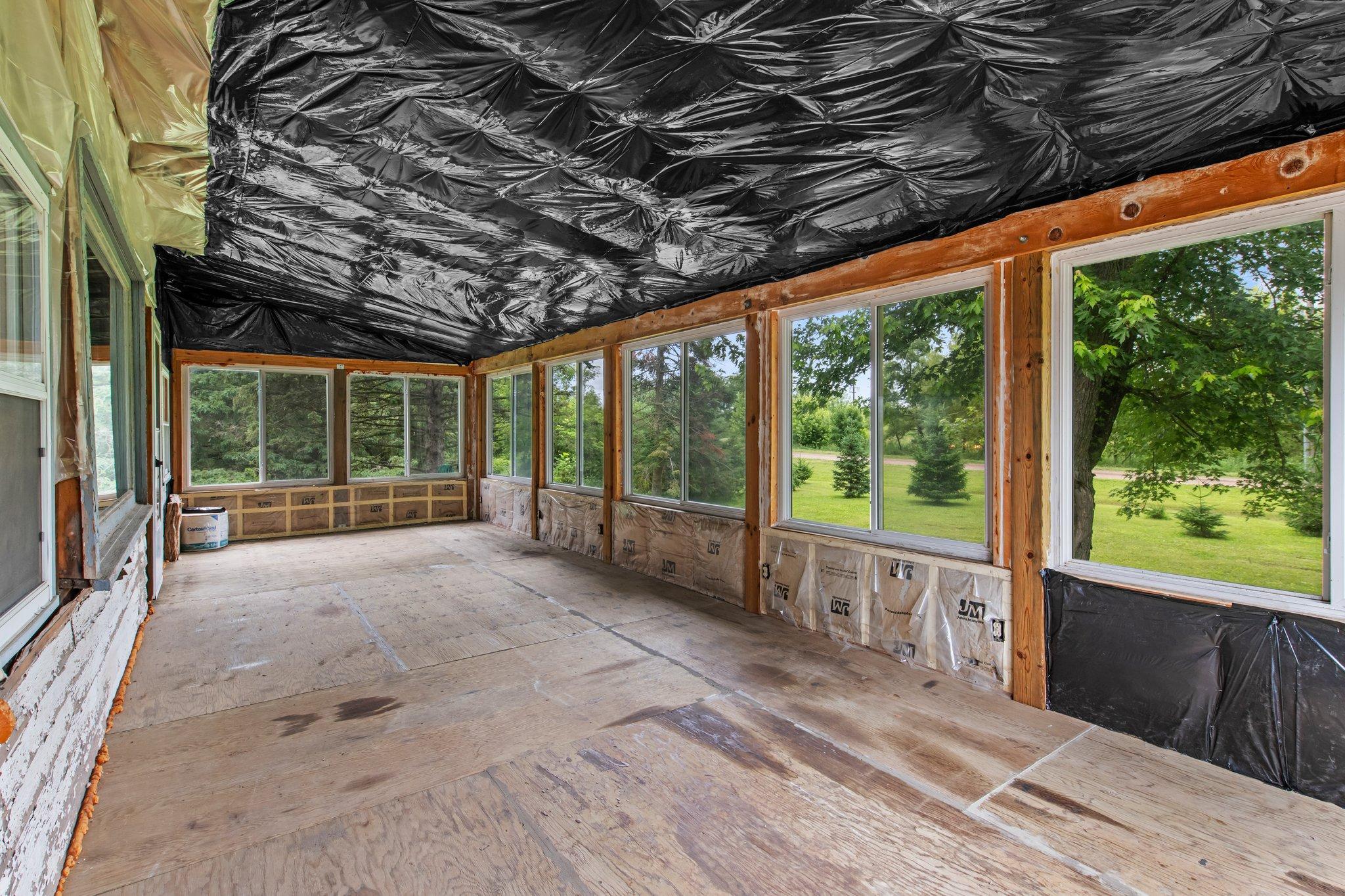 24960 Keystone Avenue