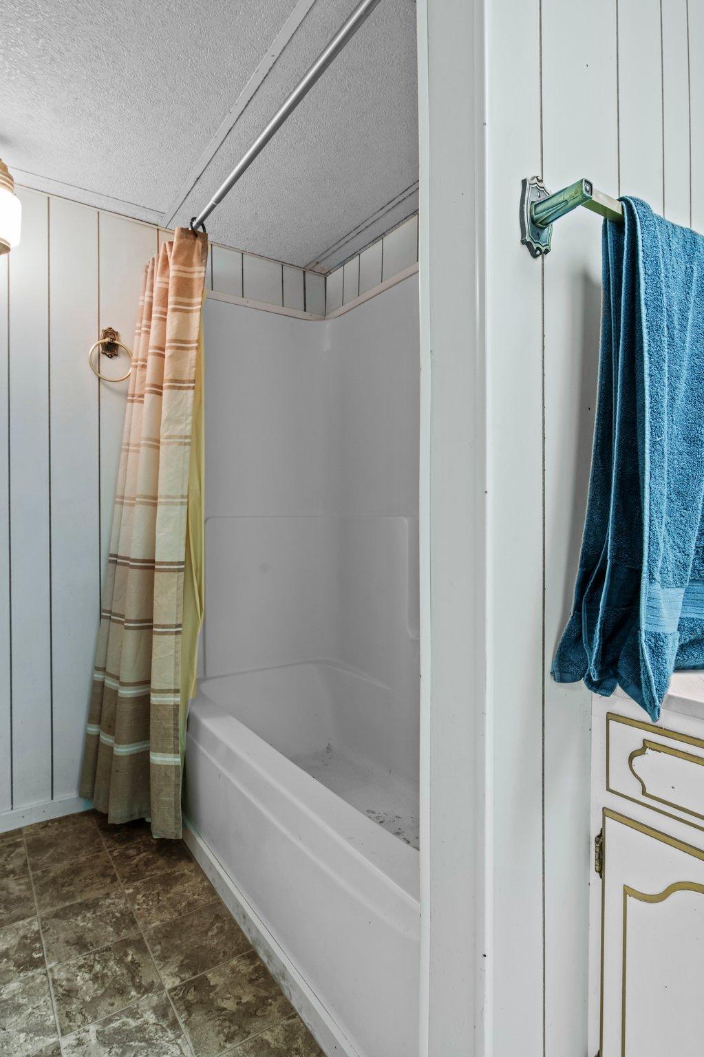 24960 Keystone Avenue