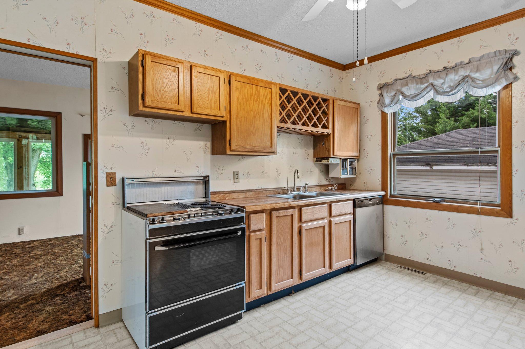 24960 Keystone Avenue