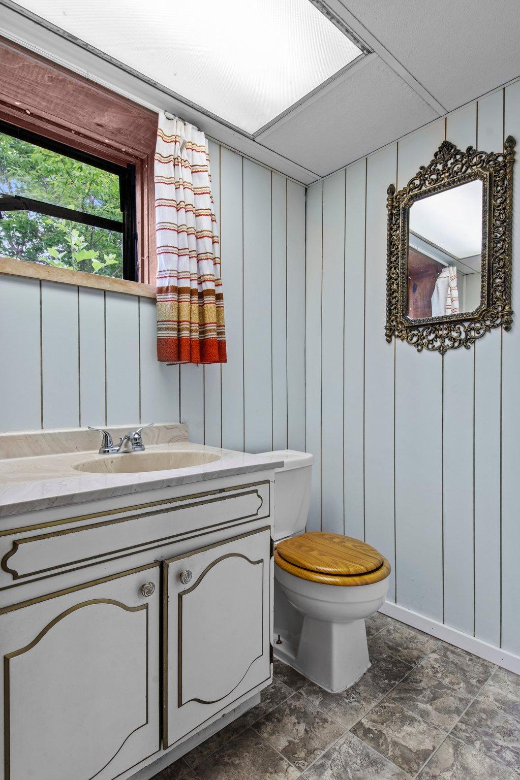 24960 Keystone Avenue