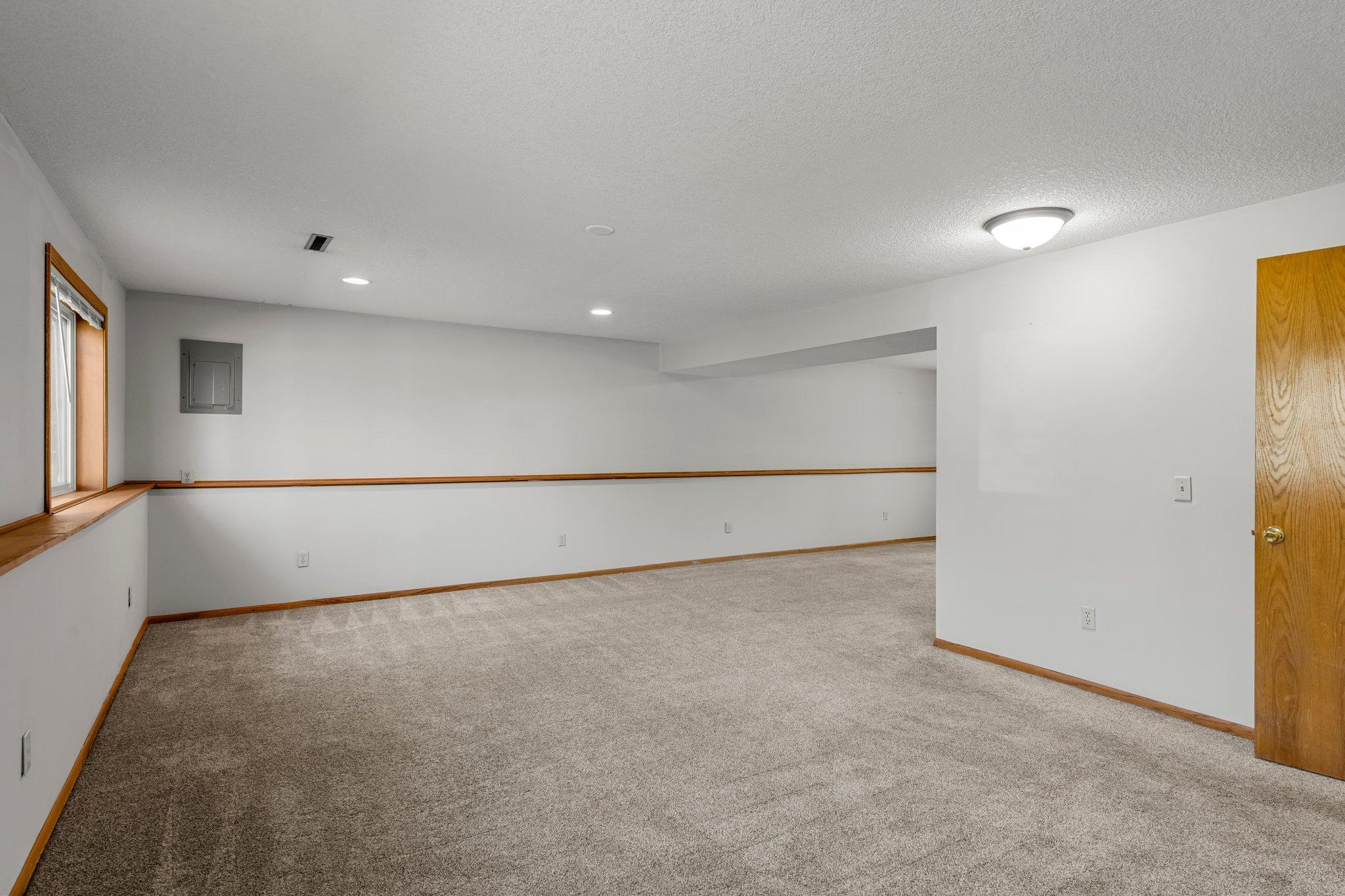 4155 E Rum River Circle S