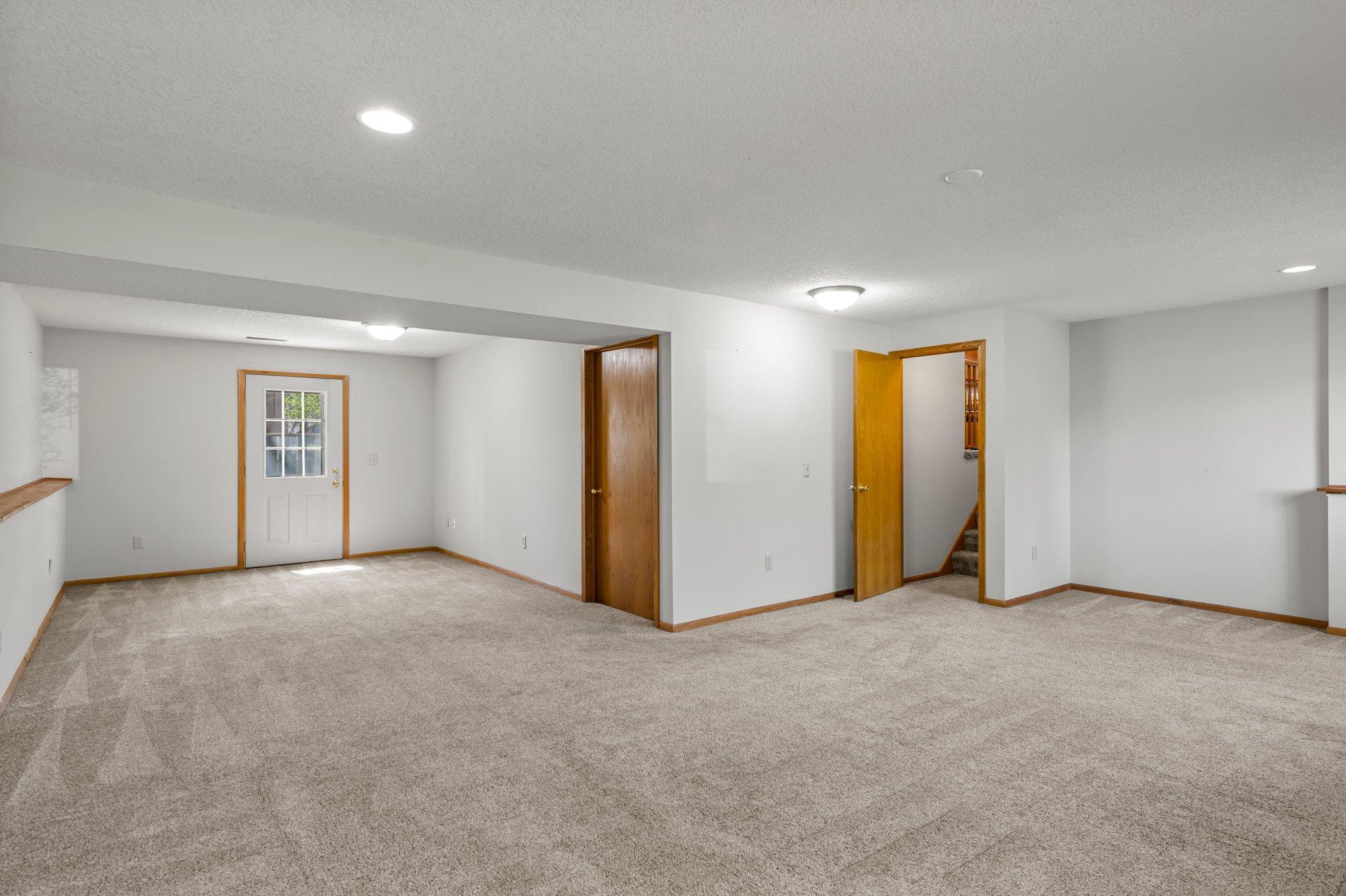 4155 E Rum River Circle S