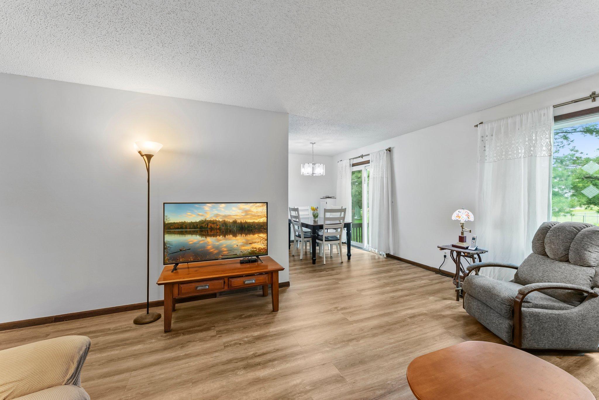 216 Richard Avenue SE