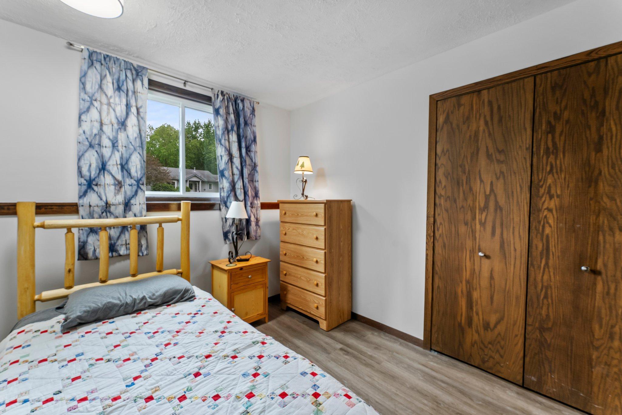 216 Richard Avenue SE