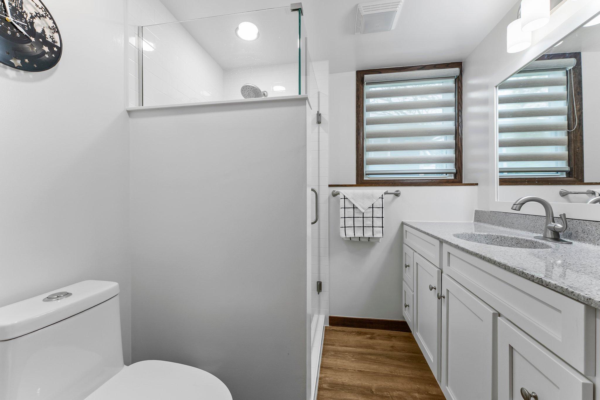 216 Richard Avenue SE