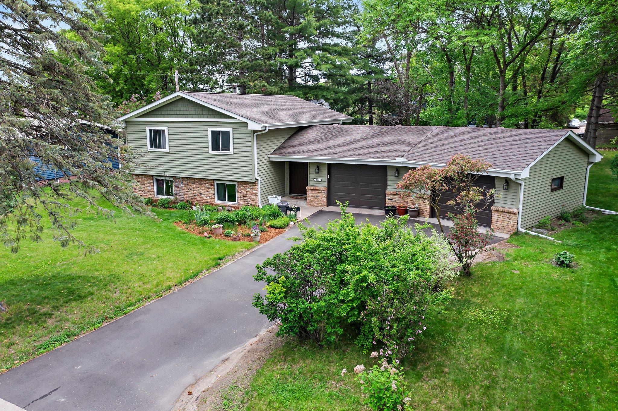 216 Richard Avenue SE