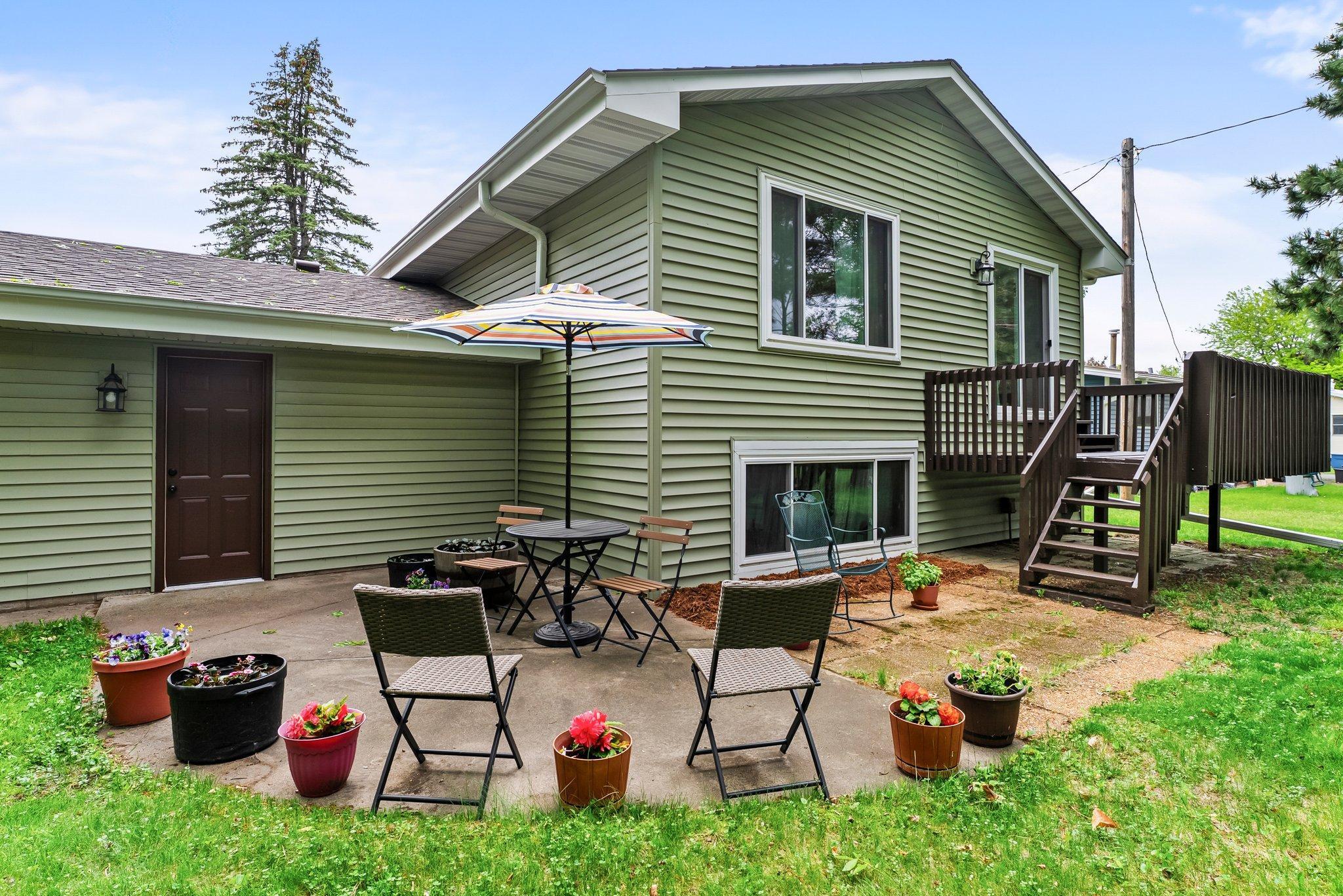 216 Richard Avenue SE