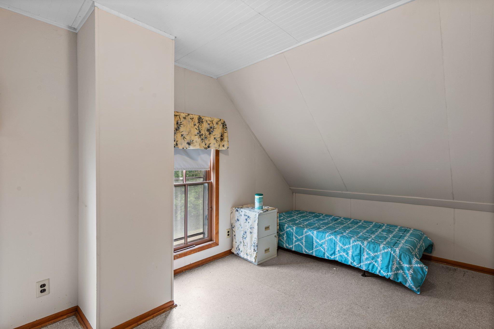 52905 Deerwood Avenue