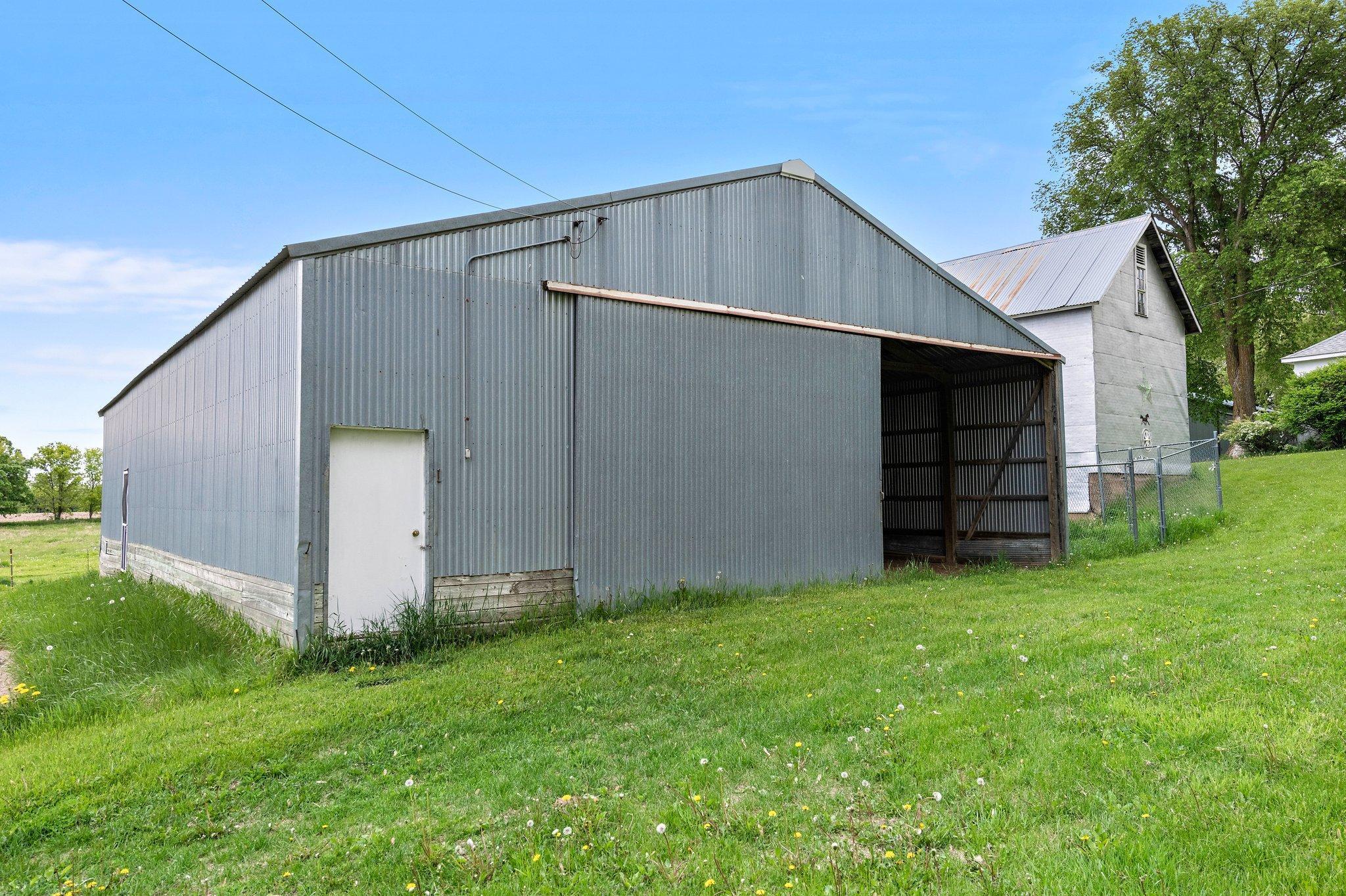 52905 Deerwood Avenue